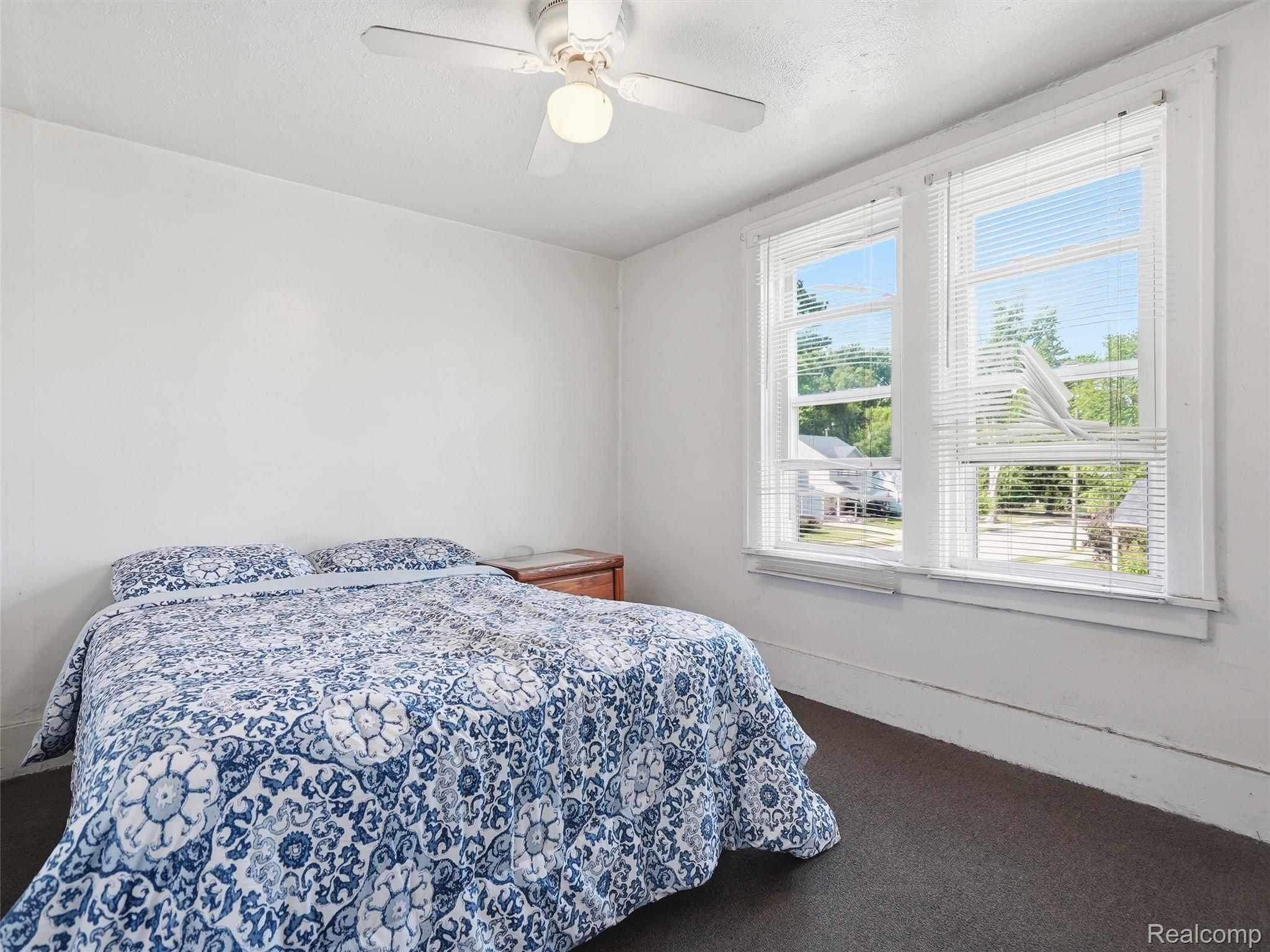 30 W Granet Avenue Property Photo 22