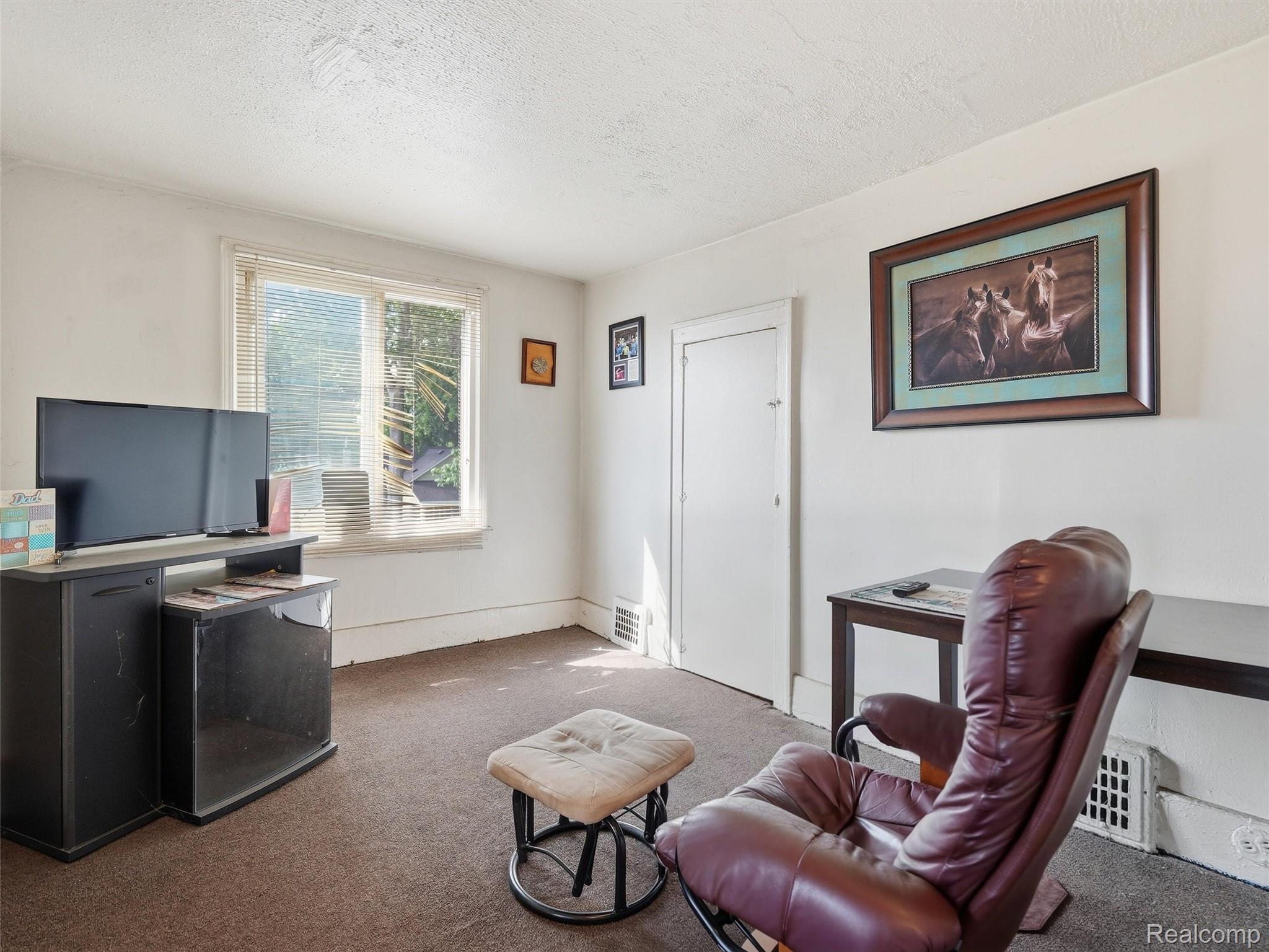30 W Granet Avenue Property Photo 24