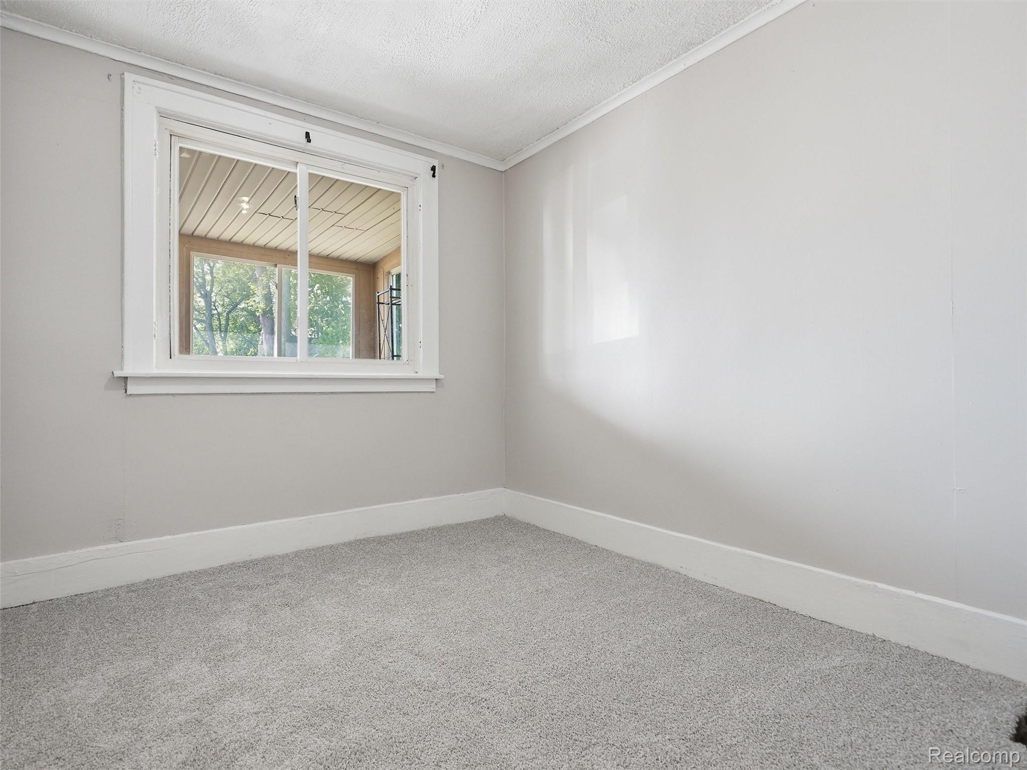 30 W Granet Avenue Property Photo 26