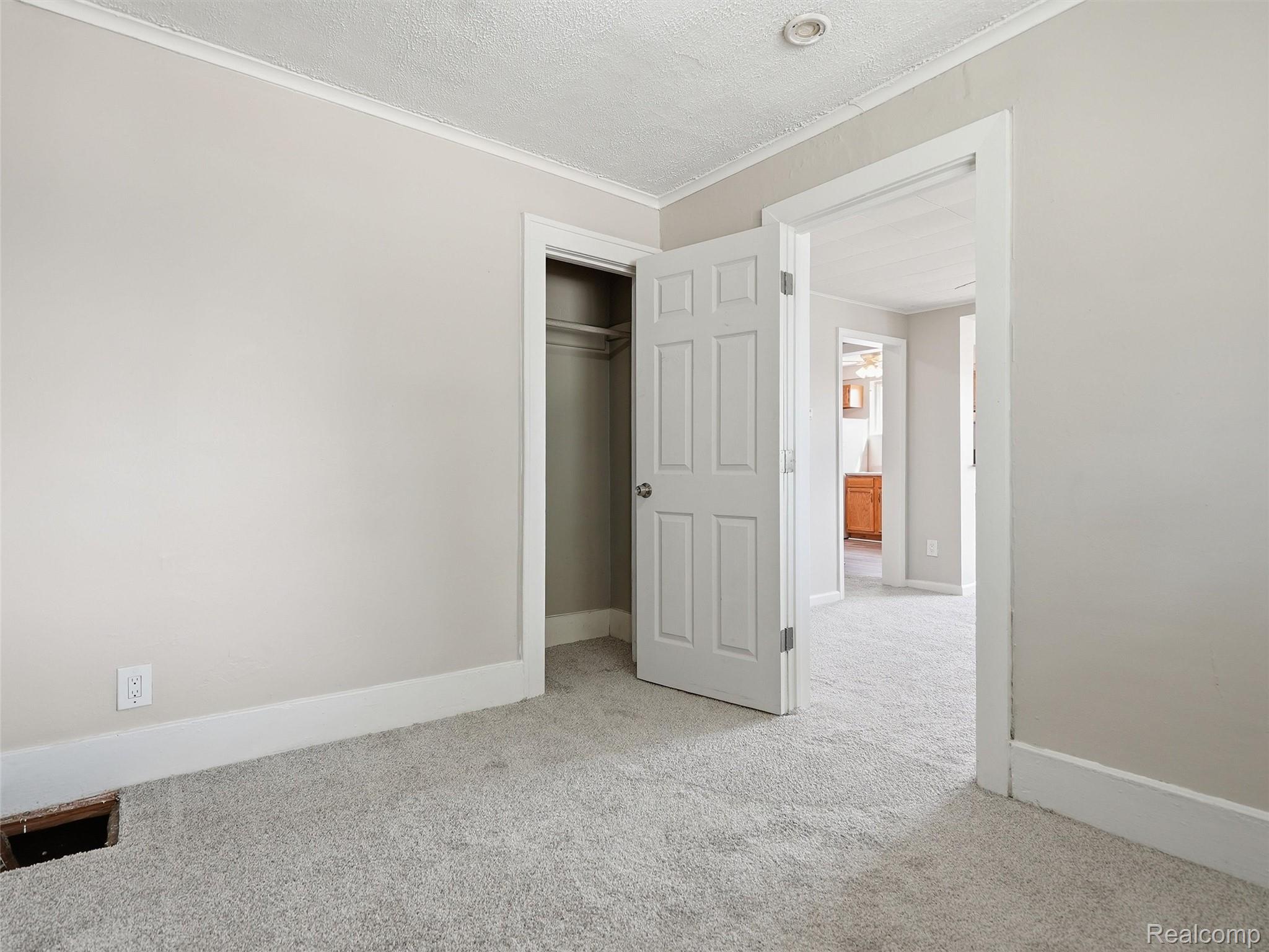 30 W Granet Avenue Property Photo 27