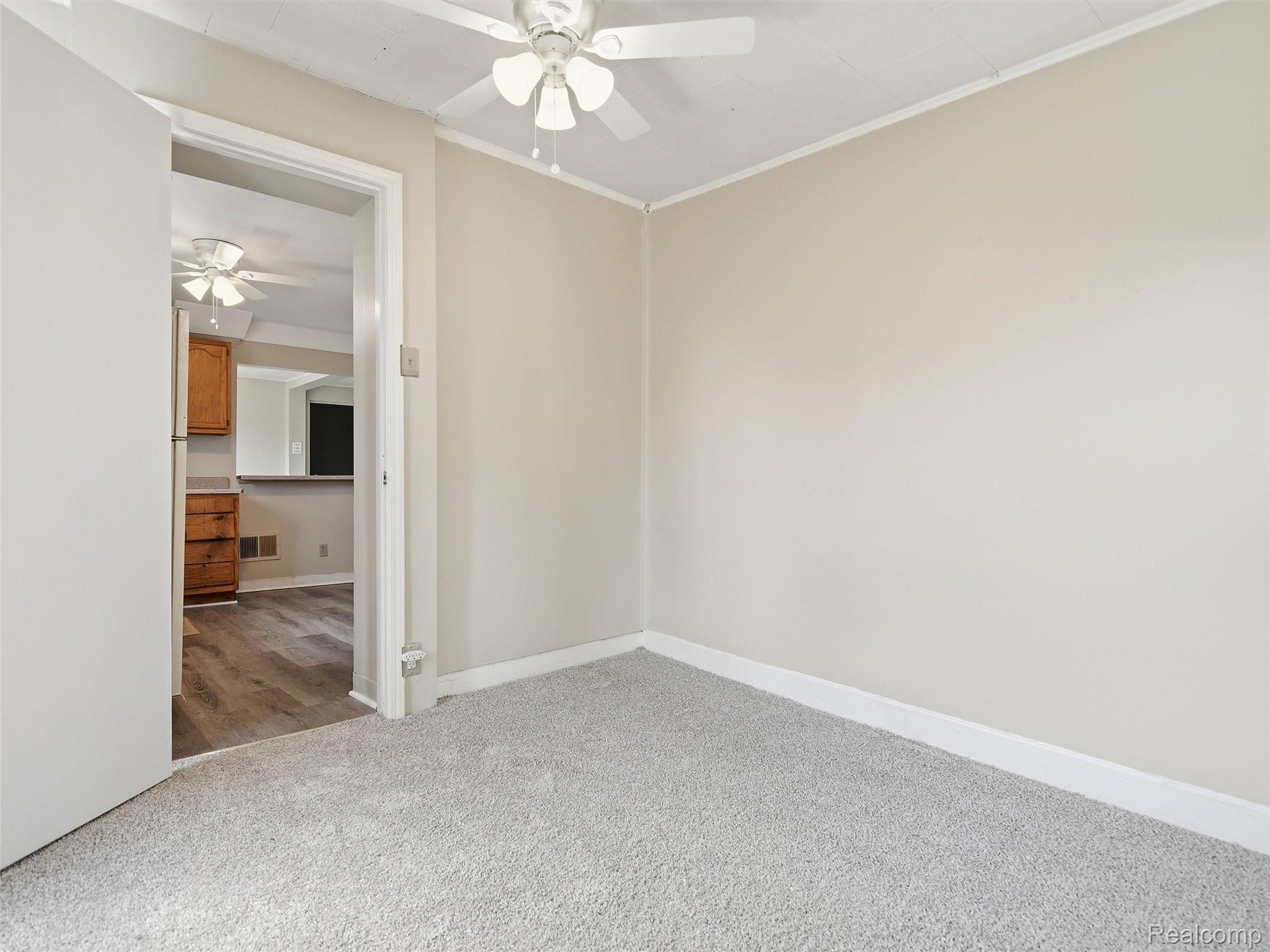 30 W Granet Avenue Property Photo 31