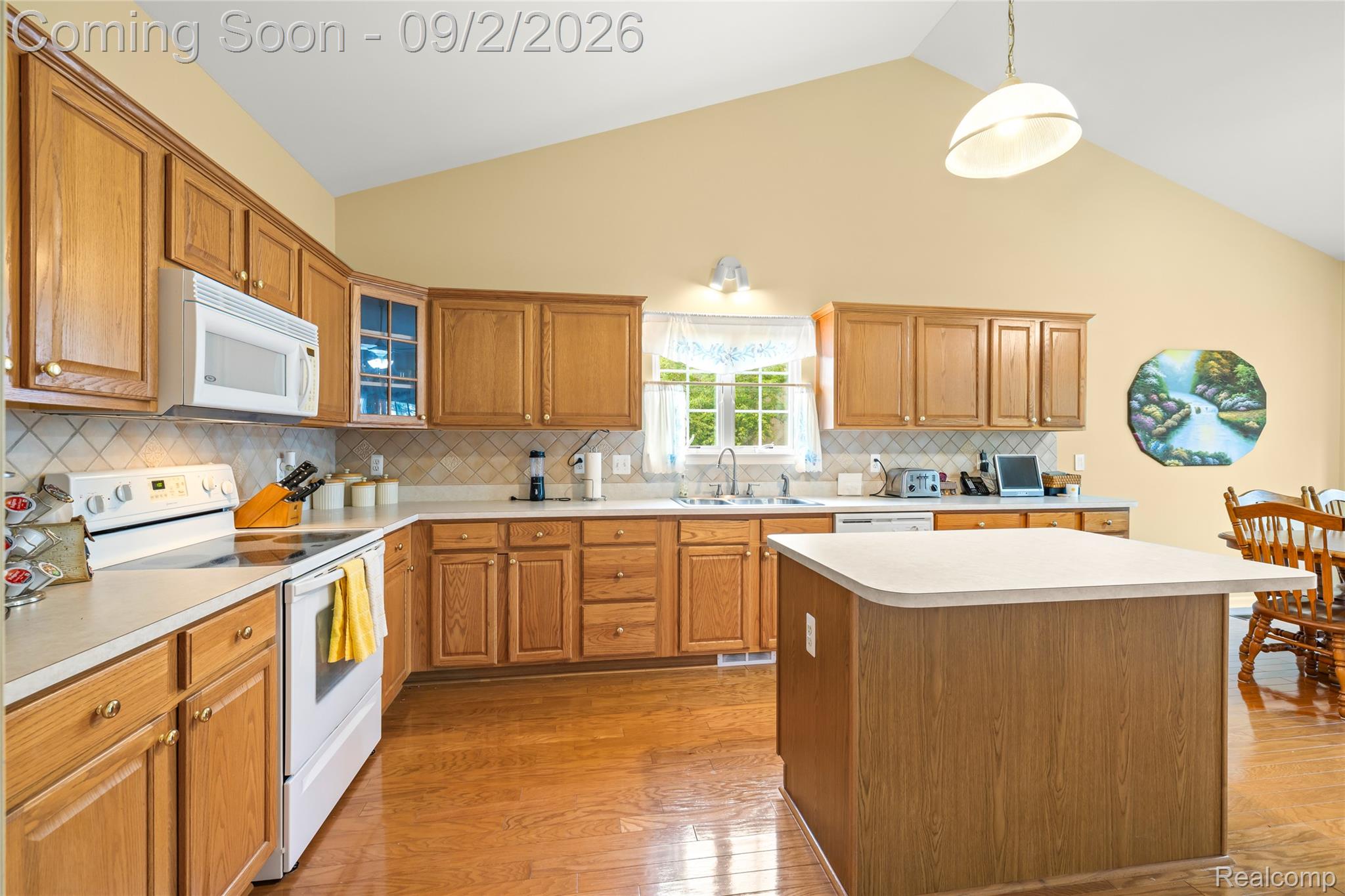 2350 Lexington Circle Property Photo 8