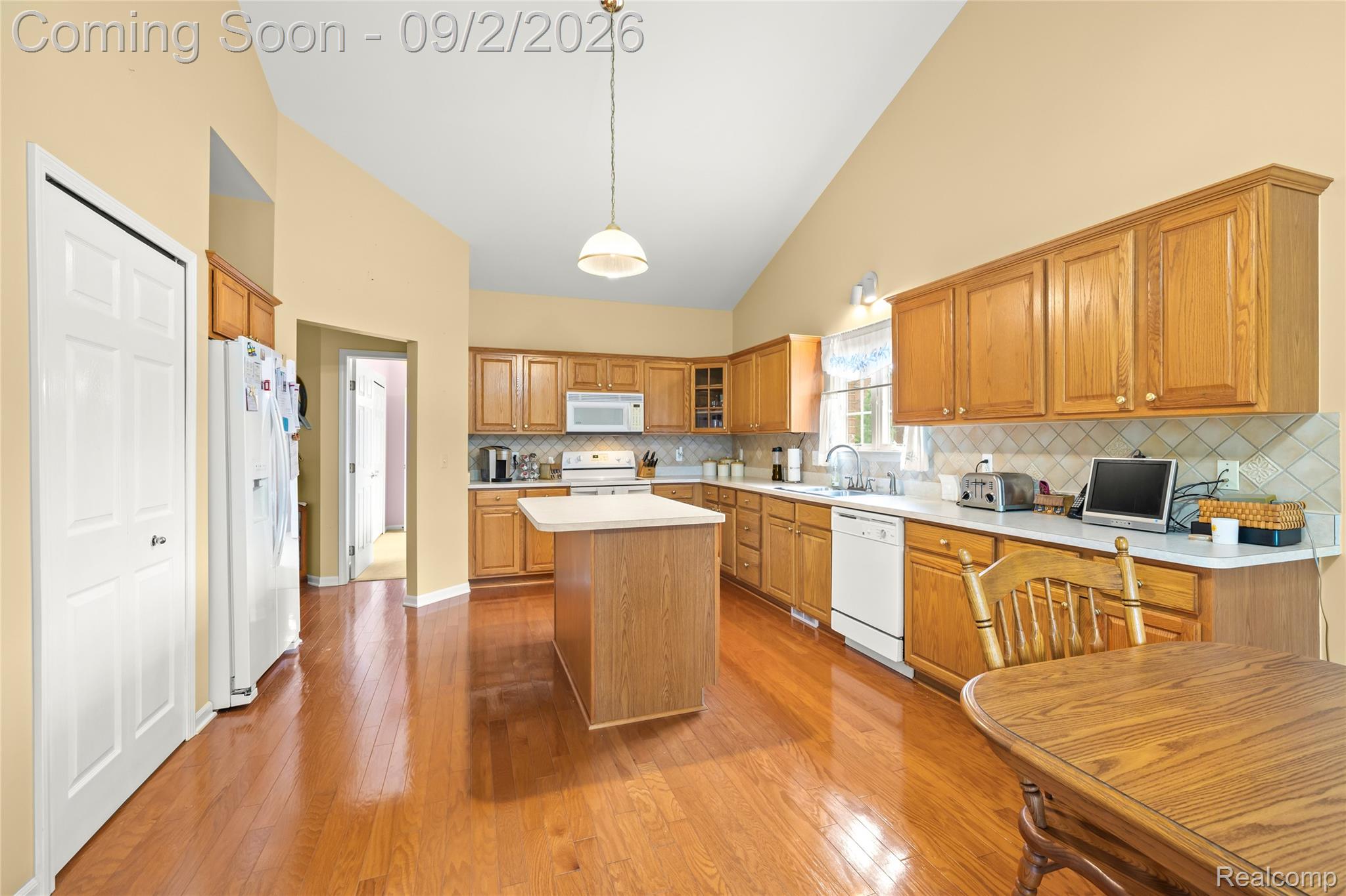 2350 Lexington Circle Property Photo 9