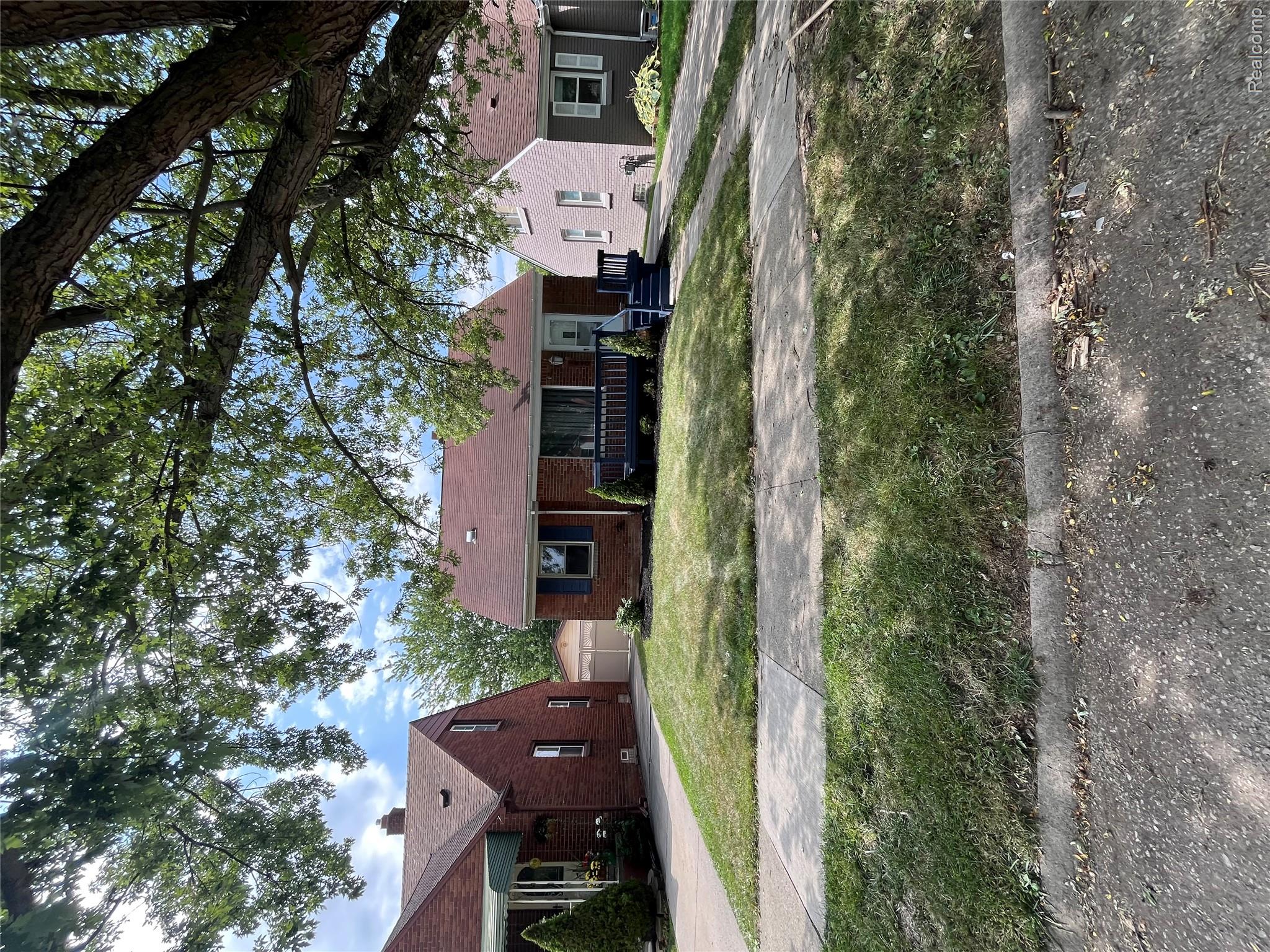 1640 18th Street Property Photo 1