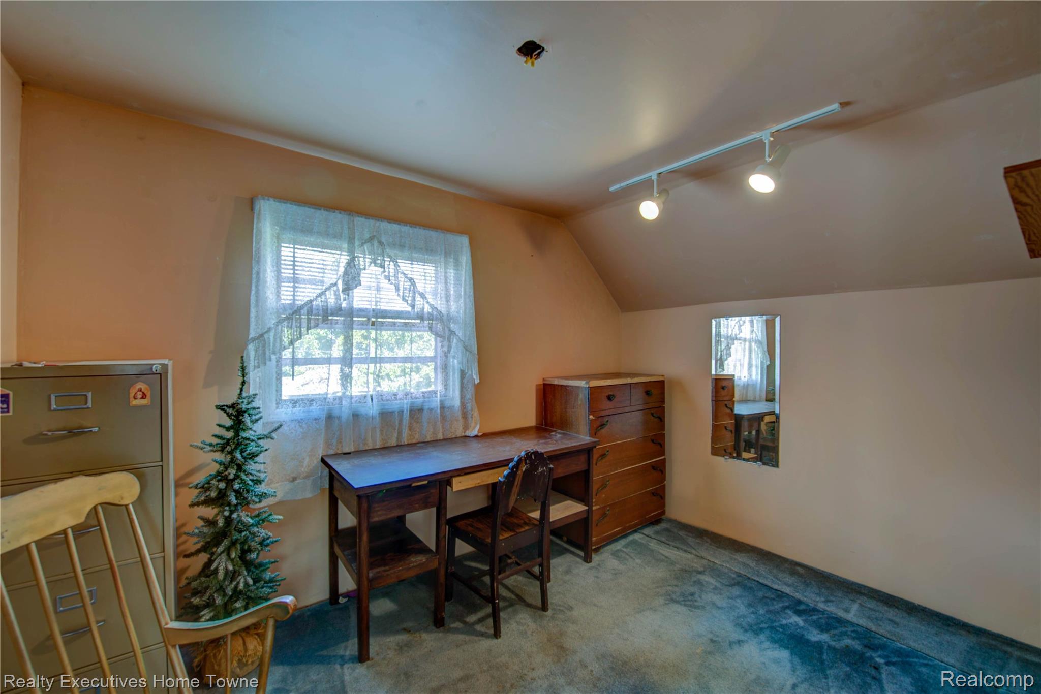 3003 North Boulevard Property Photo 23