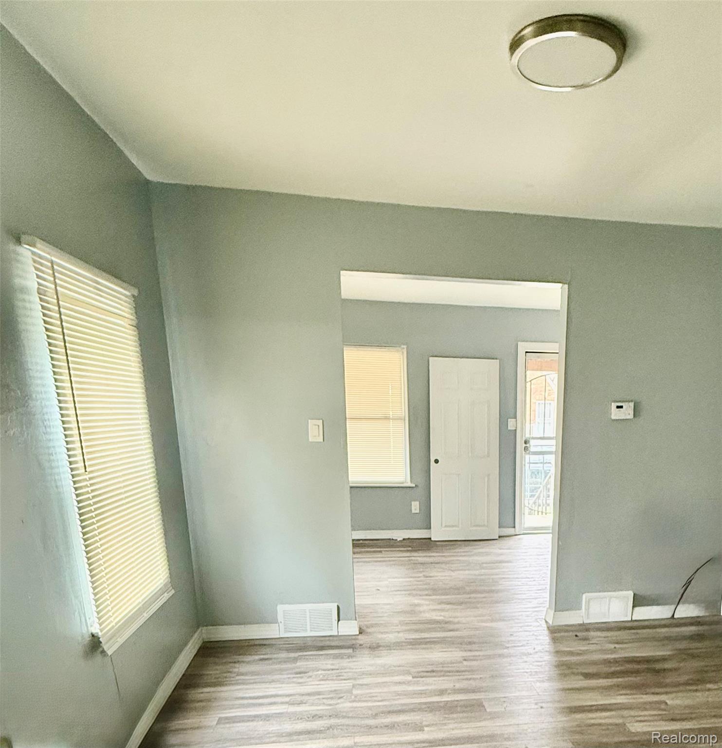 421 Polk Avenue Property Photo 3