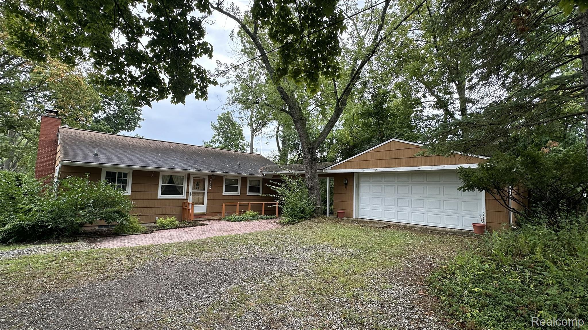 21395 Thorofare Road Property Photo 1