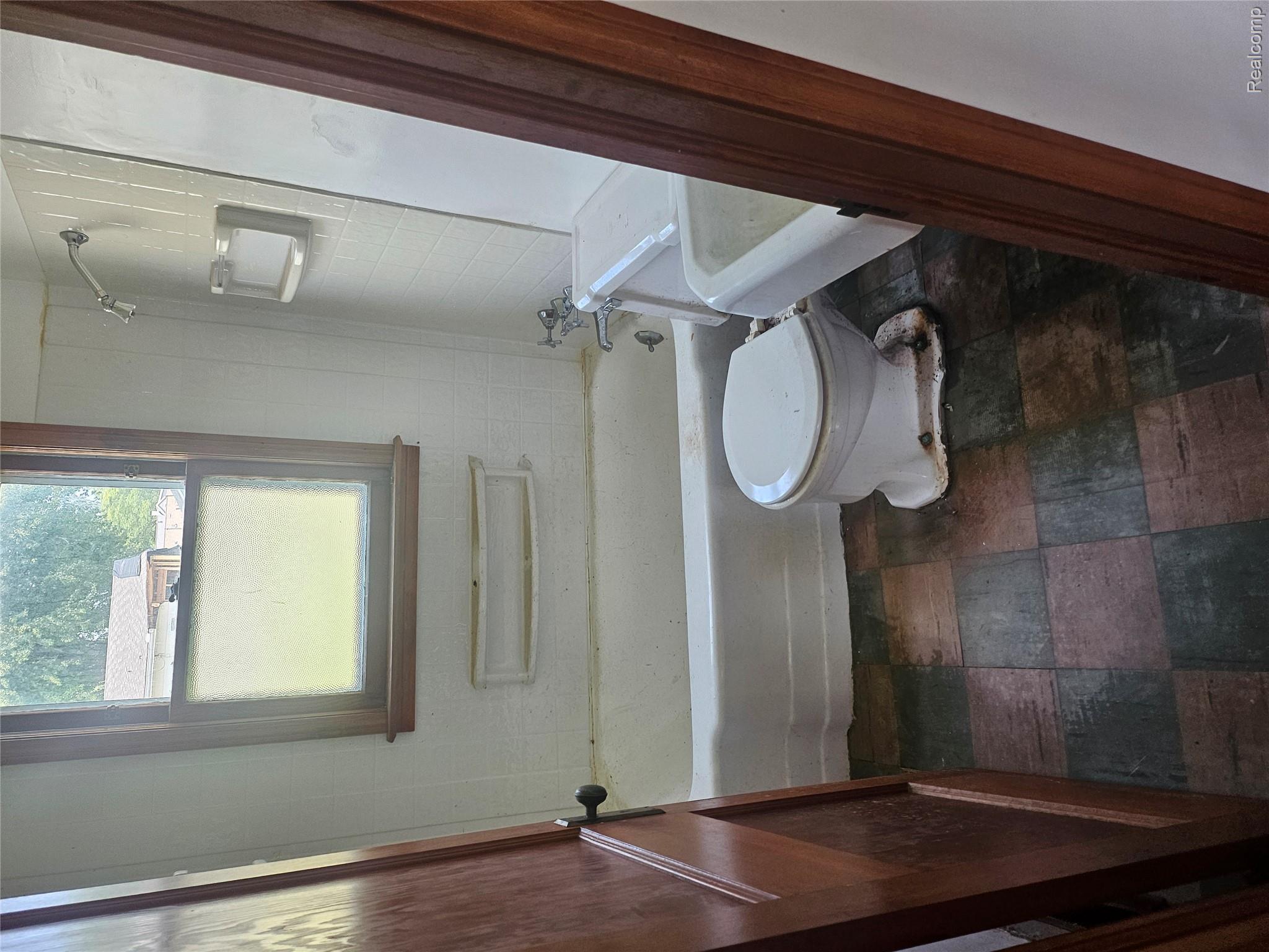 32703 Sutton Road Property Photo 5