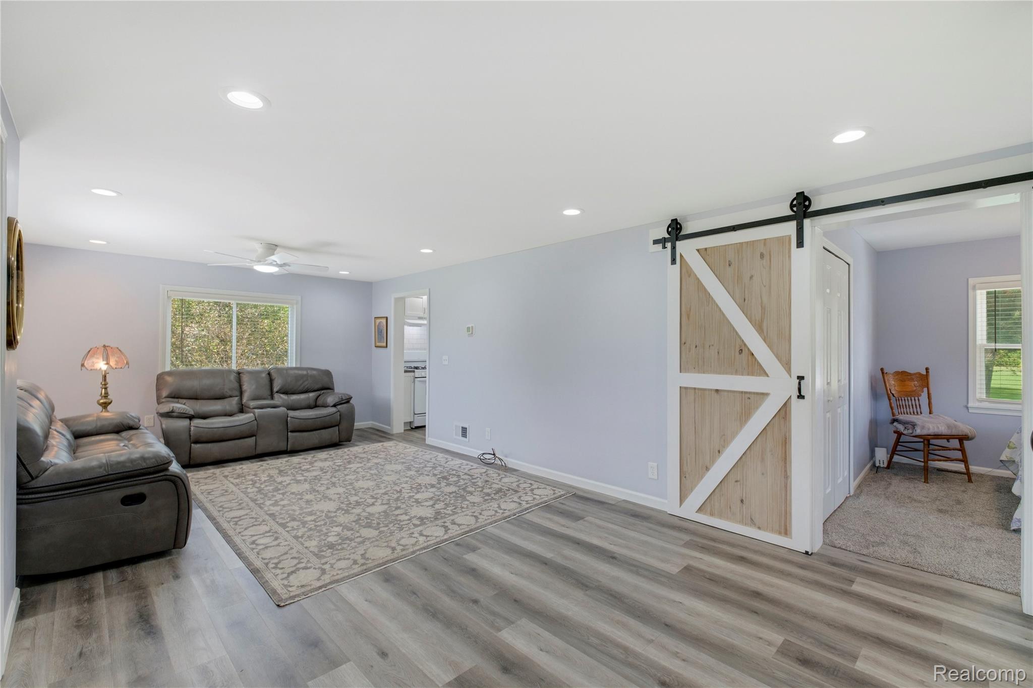 3363 E Pierson Road Property Photo 5