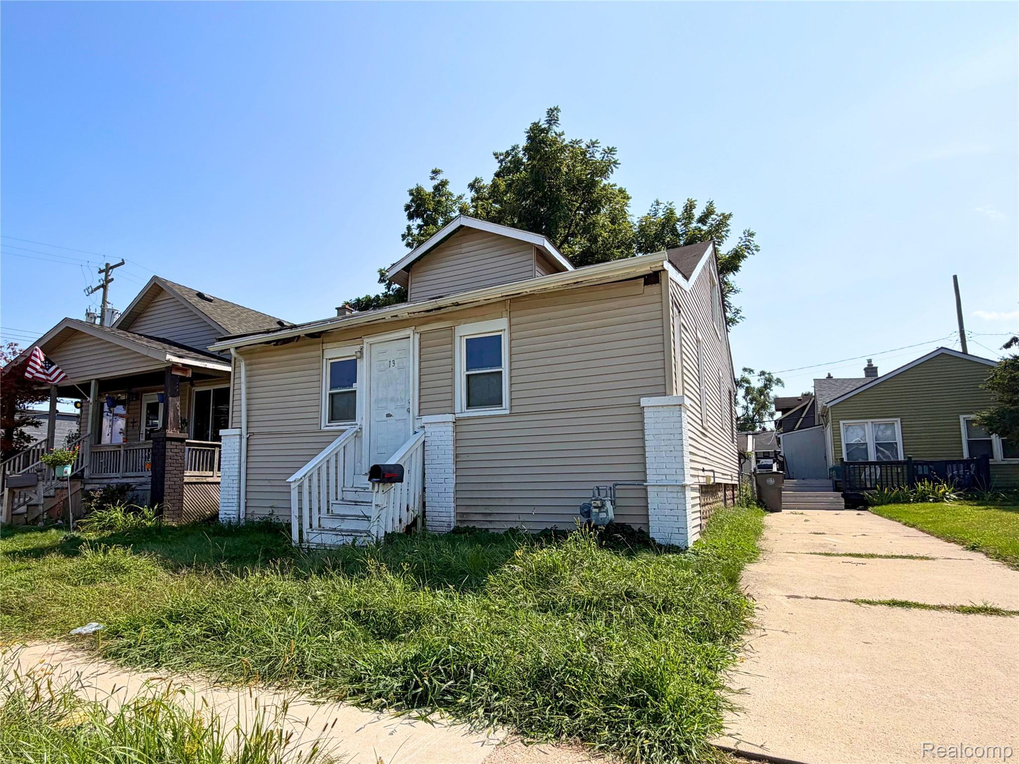 13 Ridge Street Property Photo 1