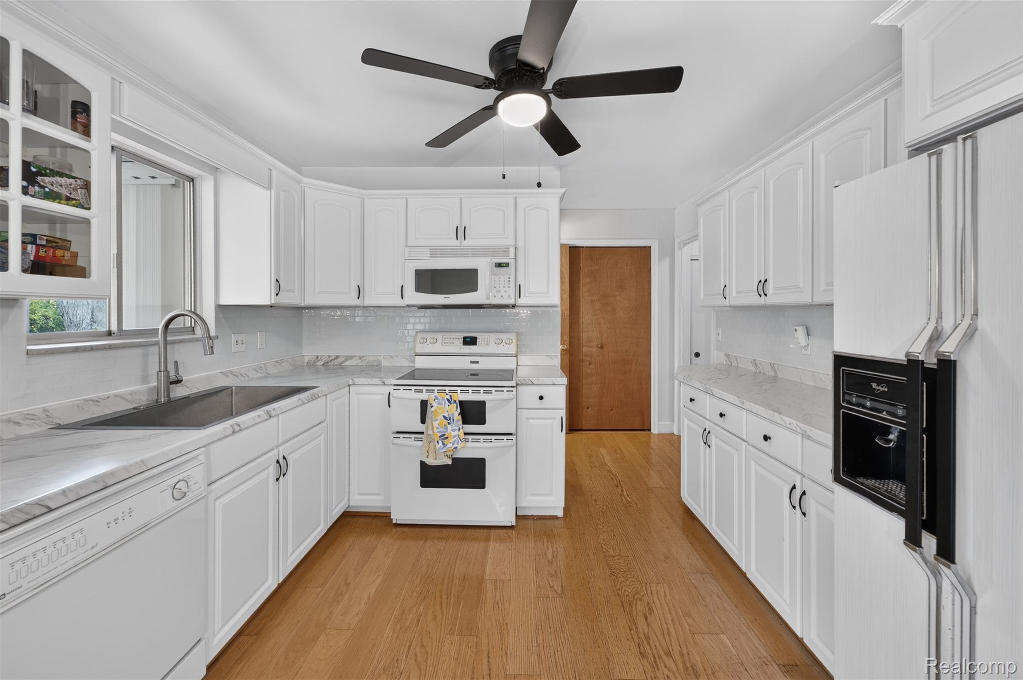 12055 W Pierson Road Property Photo 12