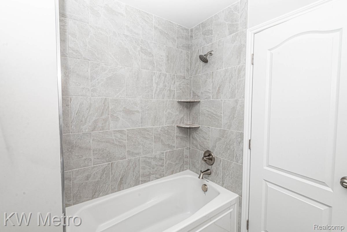 53188 Woodland Meadows Drive Property Photo 17