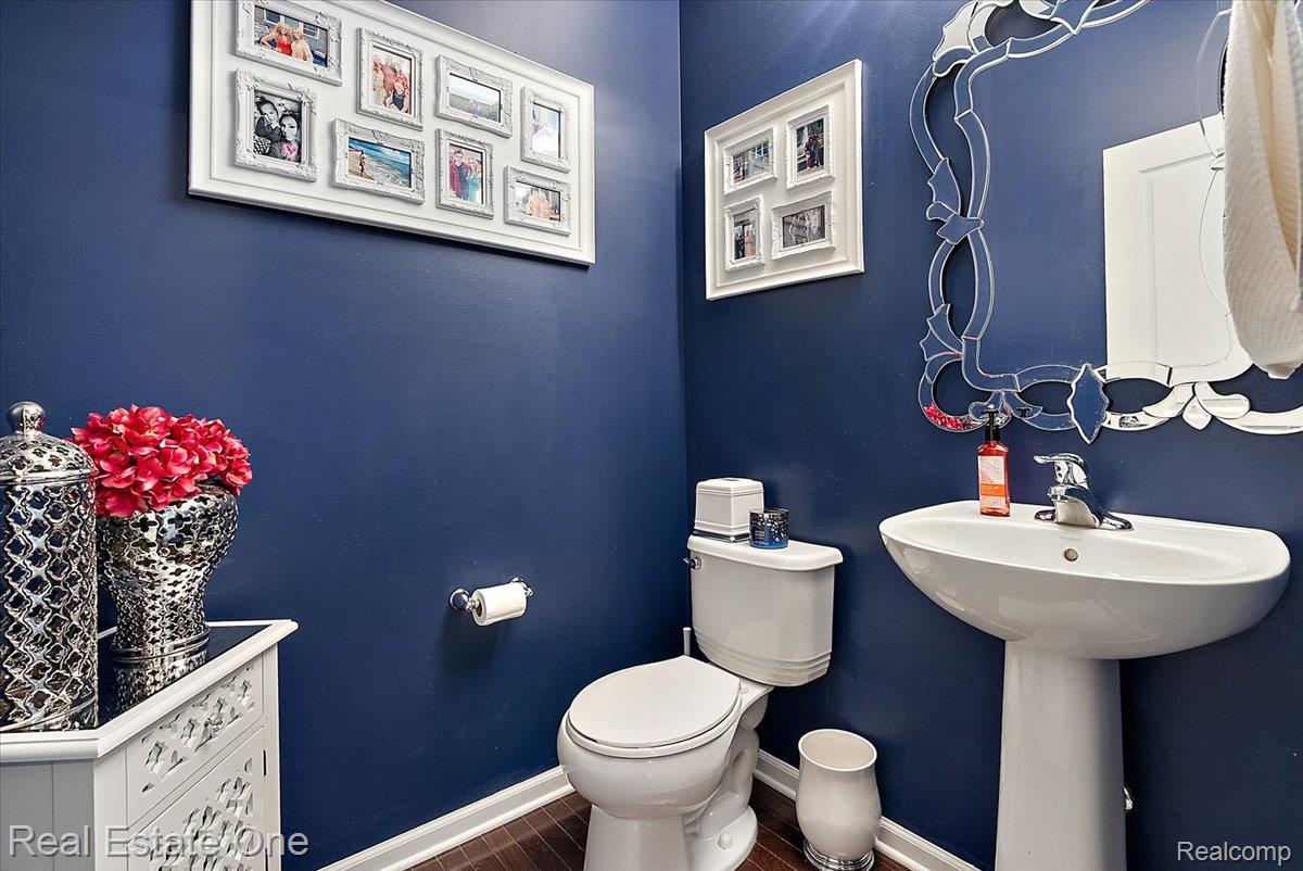 15817 Diamante Drive Property Photo 30