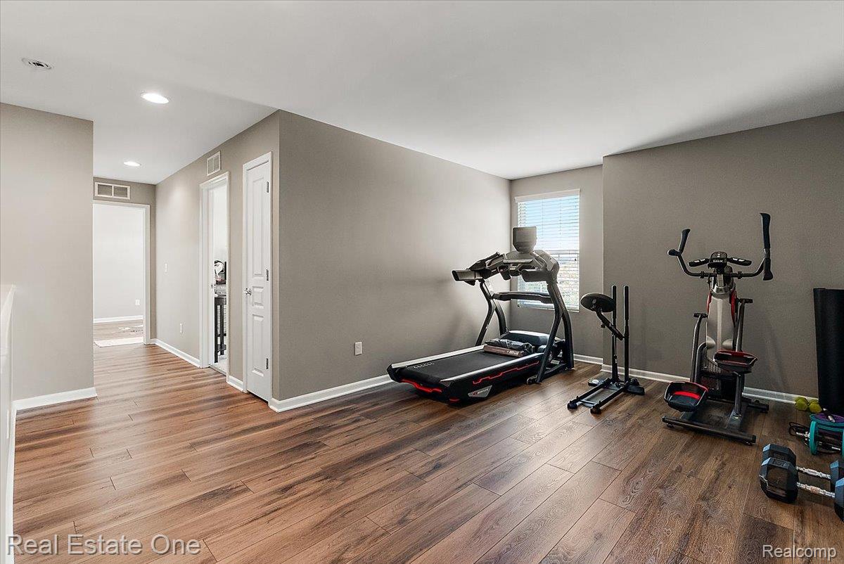 15817 Diamante Drive Property Photo 32