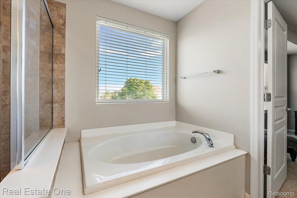 15817 Diamante Drive Property Photo 38