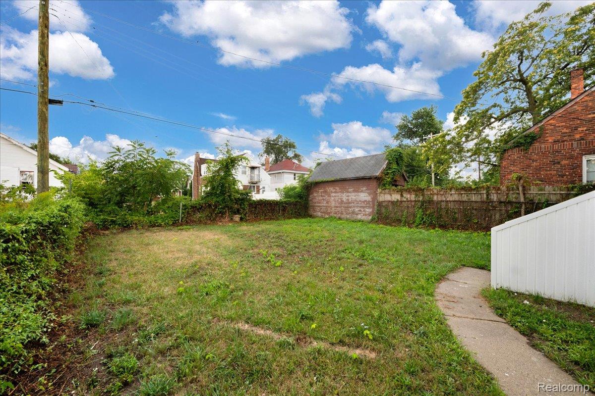 13144 Monte Vista Street Property Photo 24