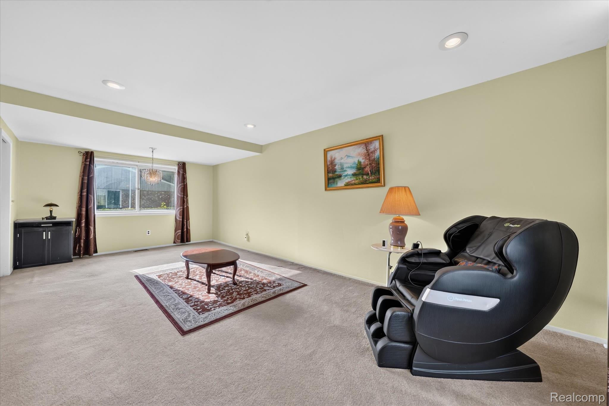 6409 Runnymeade Drive Property Photo 6