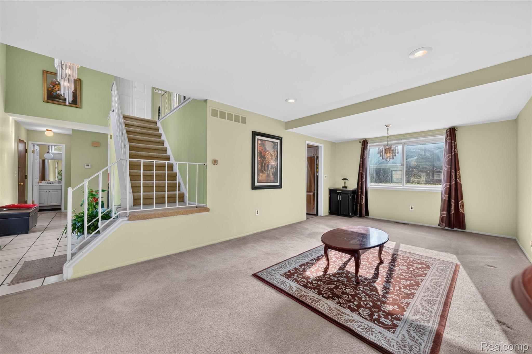 6409 Runnymeade Drive Property Photo 7