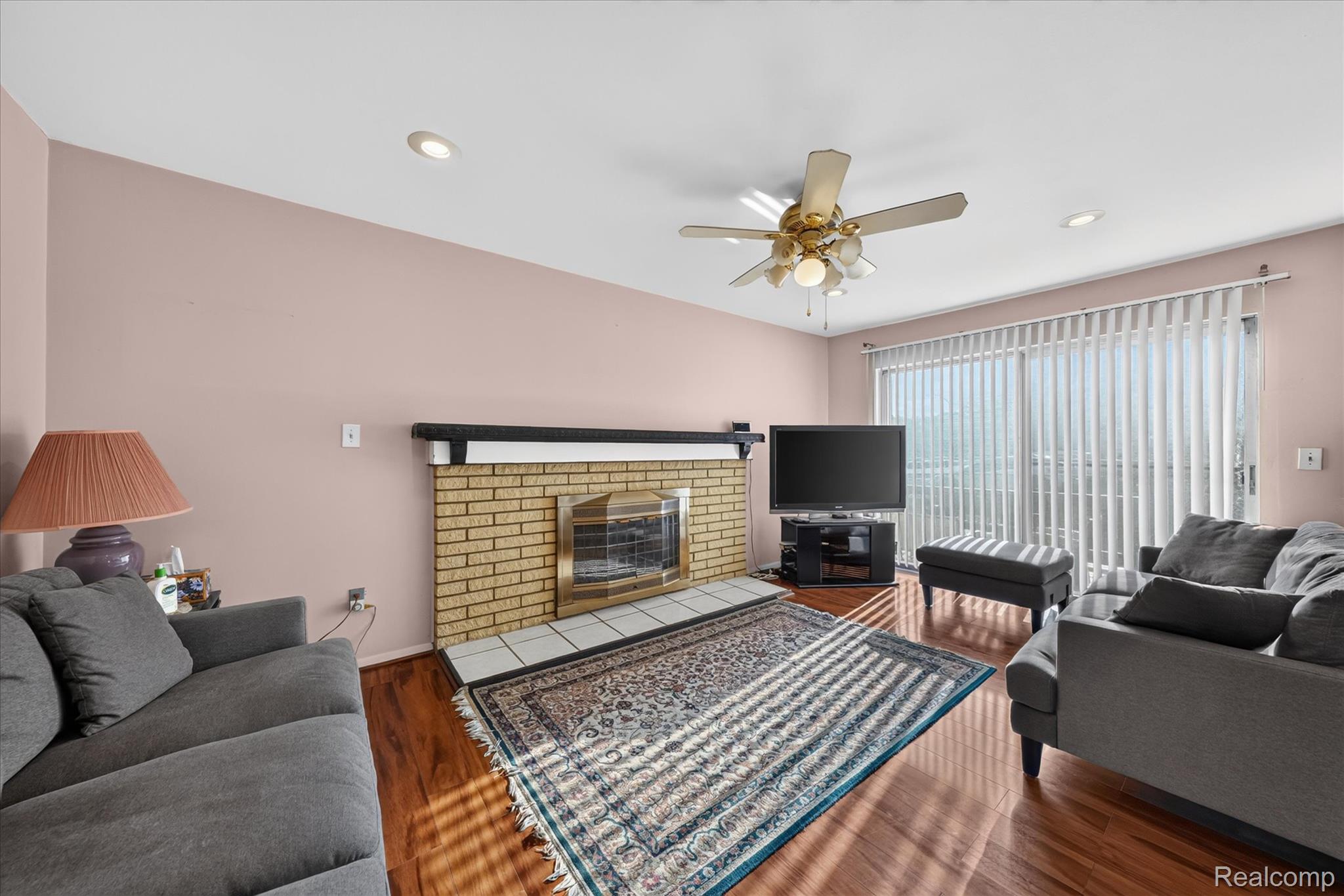 6409 Runnymeade Drive Property Photo 16