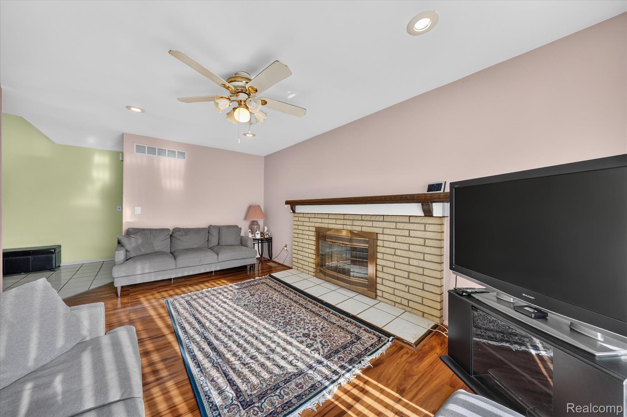 6409 Runnymeade Drive Property Photo 18