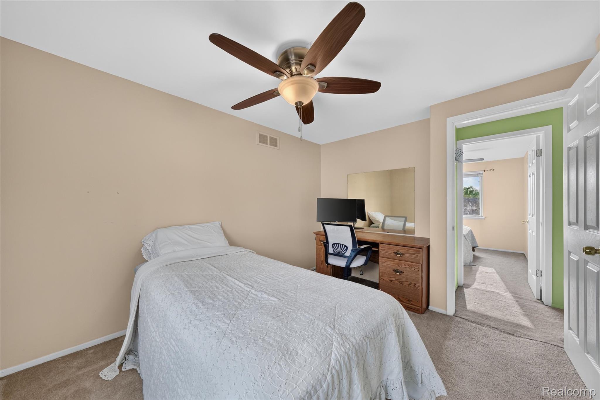 6409 Runnymeade Drive Property Photo 26