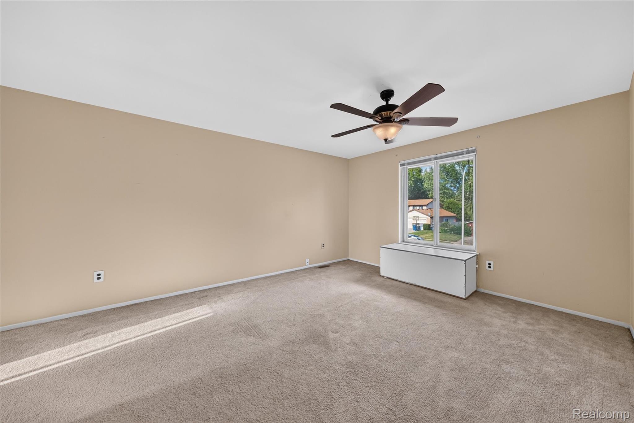 6409 Runnymeade Drive Property Photo 31