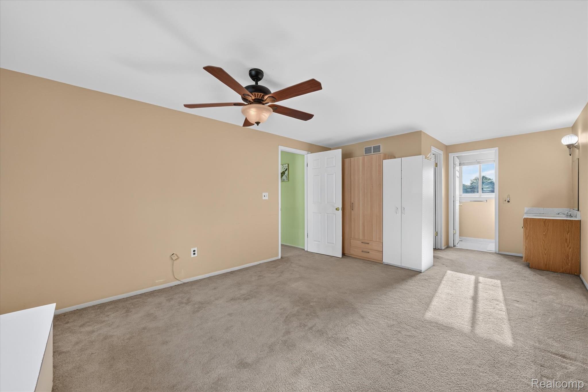 6409 Runnymeade Drive Property Photo 33