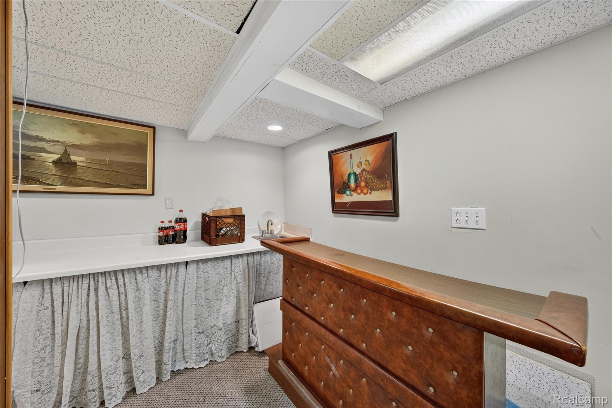 6409 Runnymeade Drive Property Photo 39