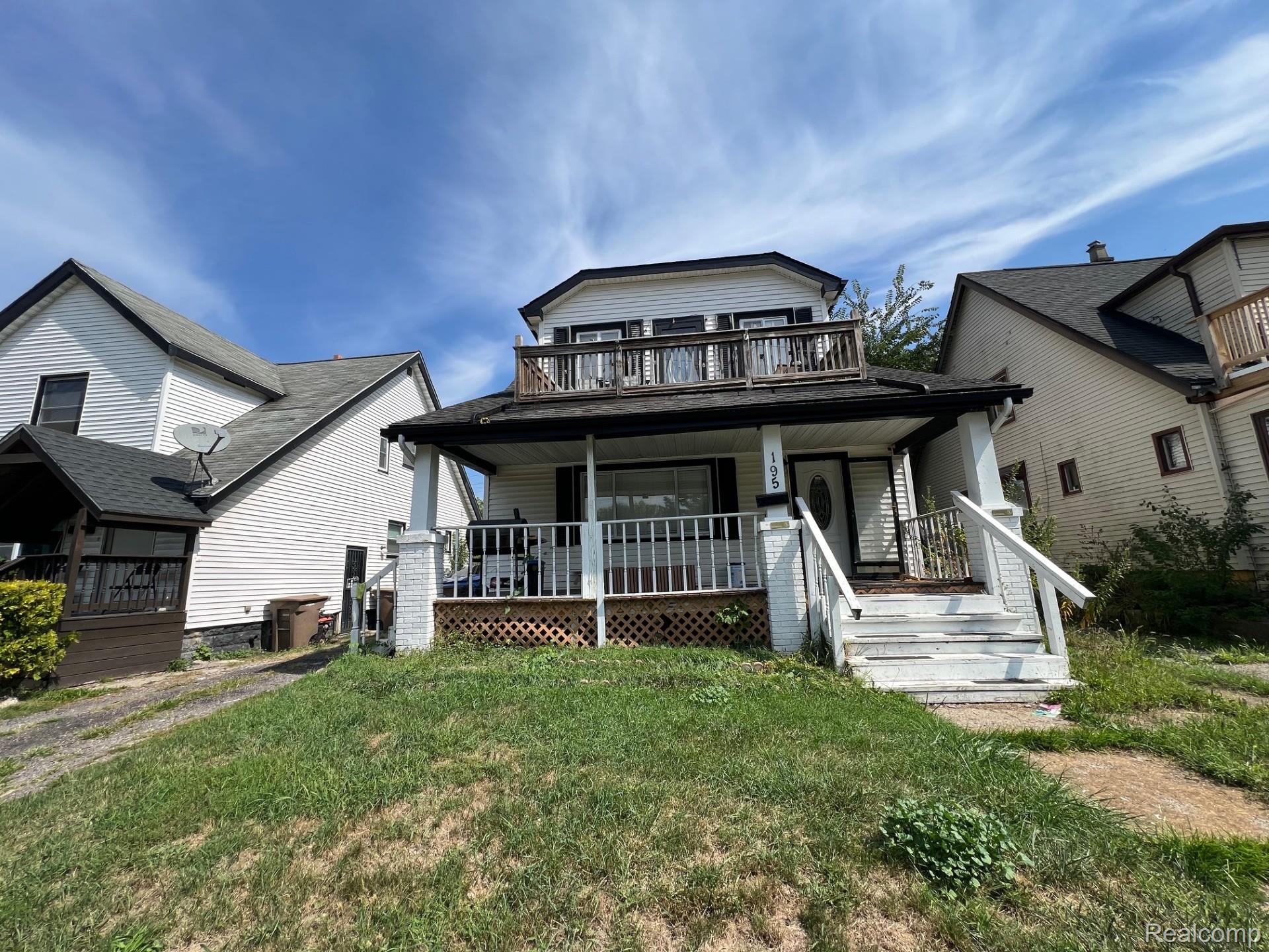 195 S Marshall Street Property Photo 1
