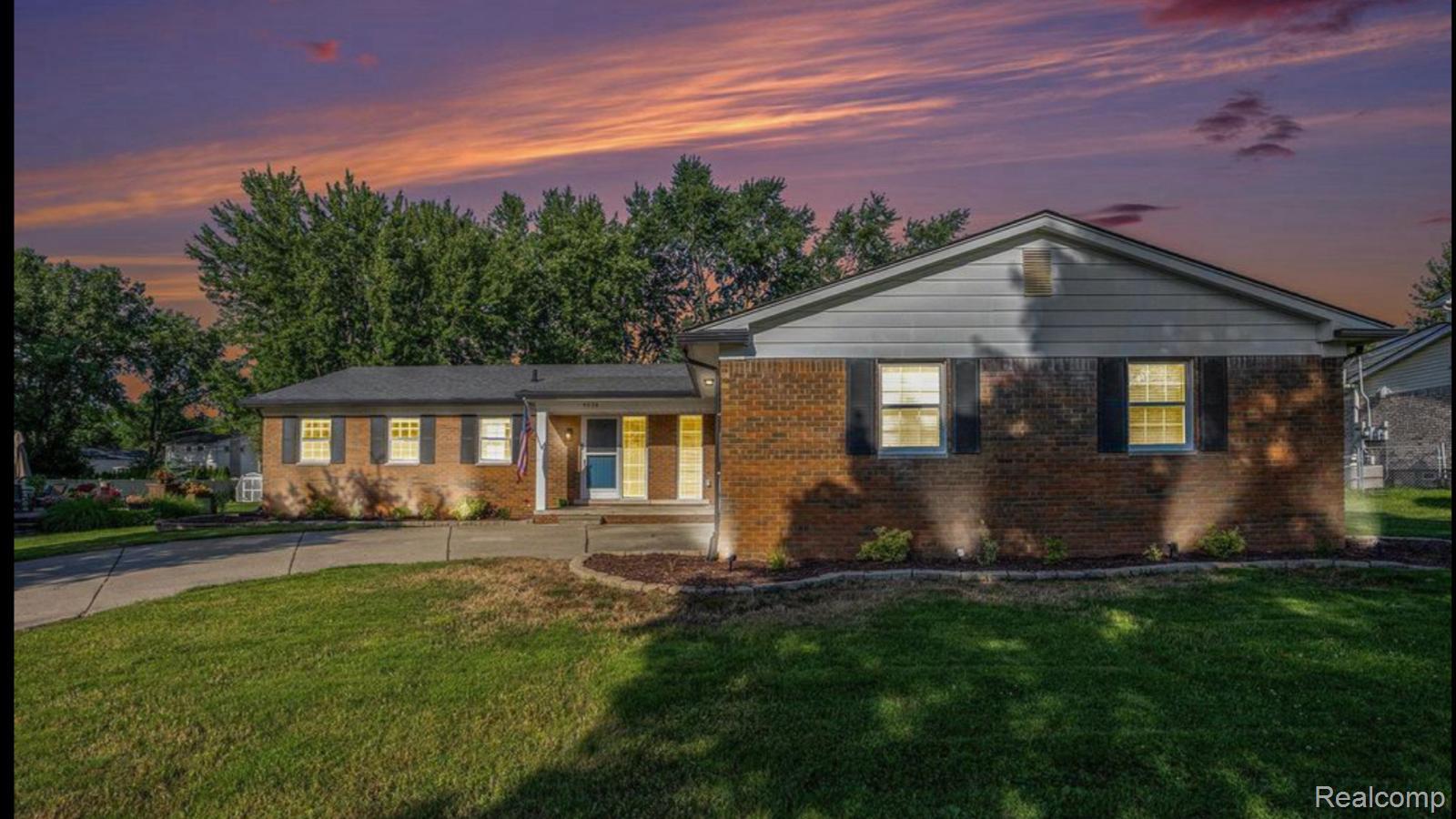 4036 Wentworth Drive Property Photo 1