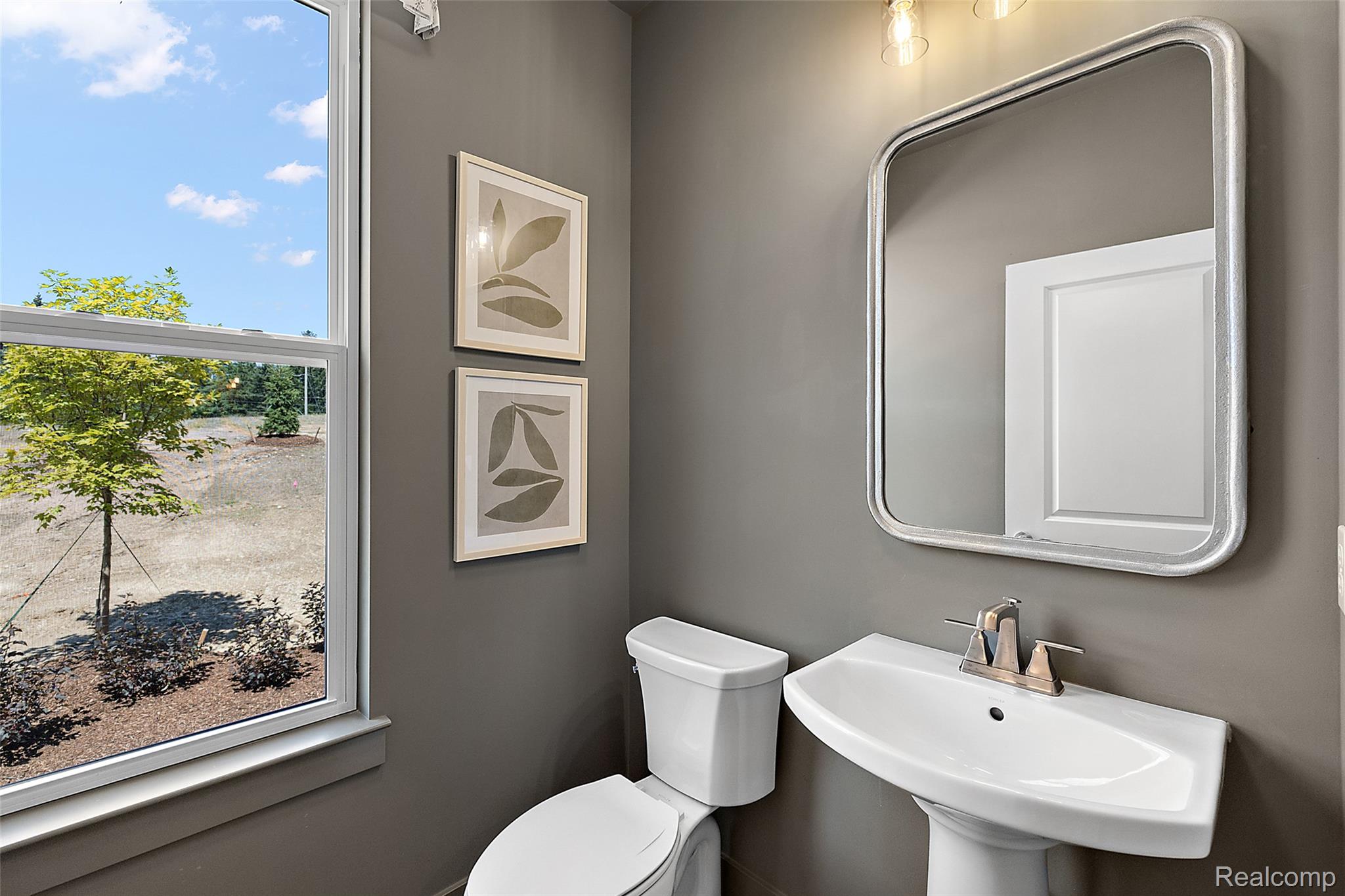 14268 Durant Street Property Photo 6