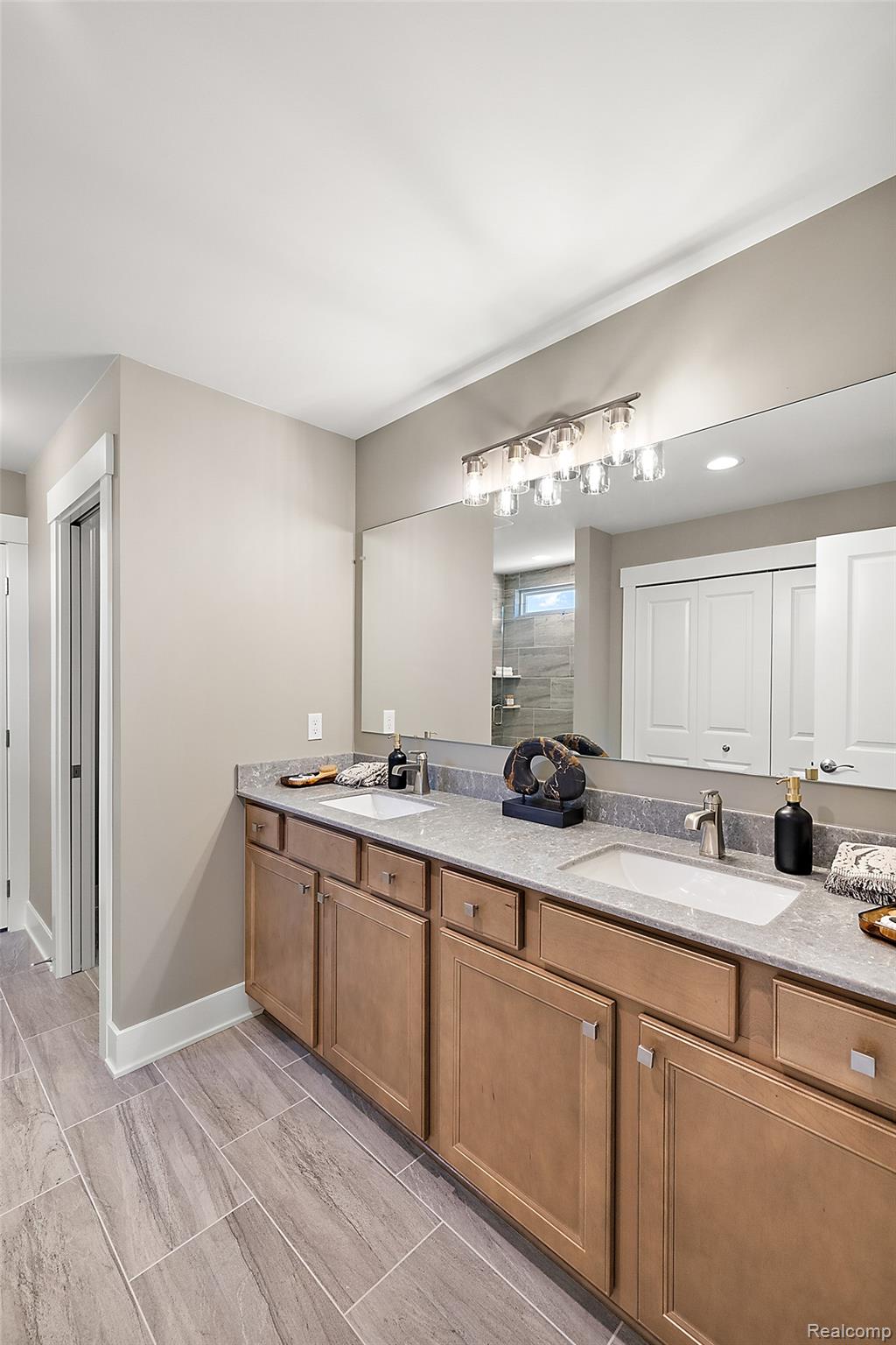 14268 Durant Street Property Photo 45