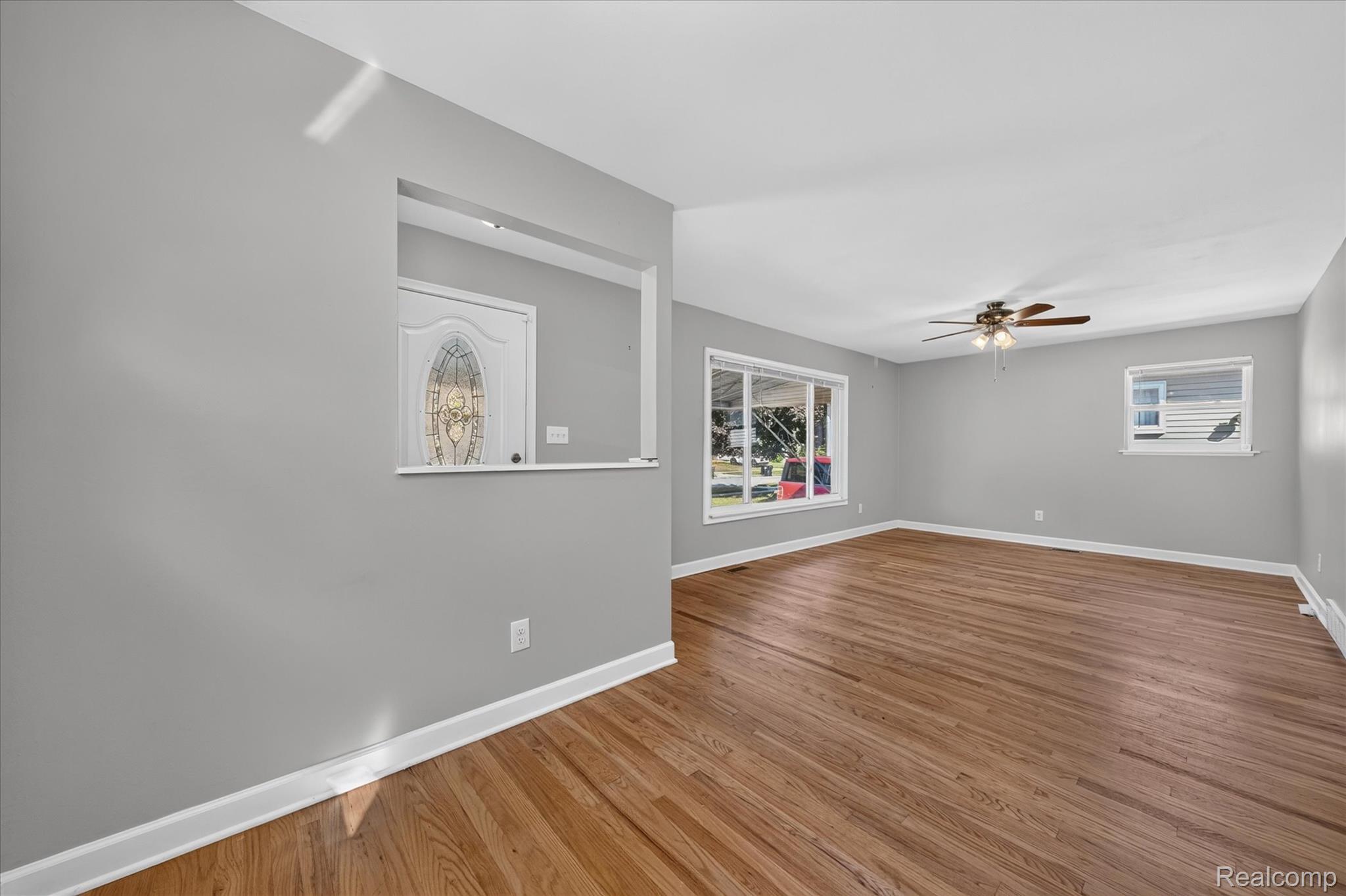 19360 Kinloch Street Property Photo 16