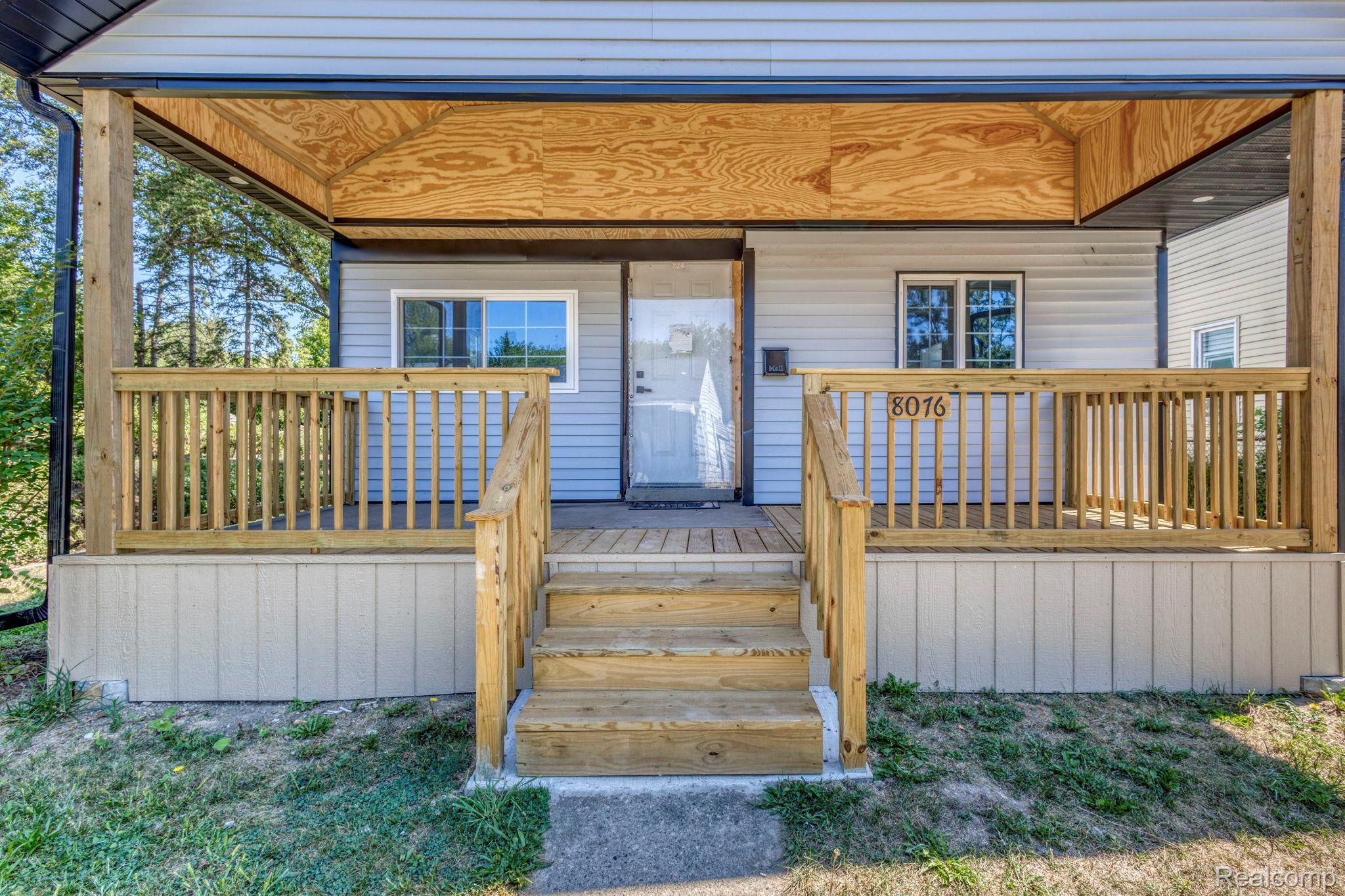 8076 Stahelin Avenue Property Photo 2