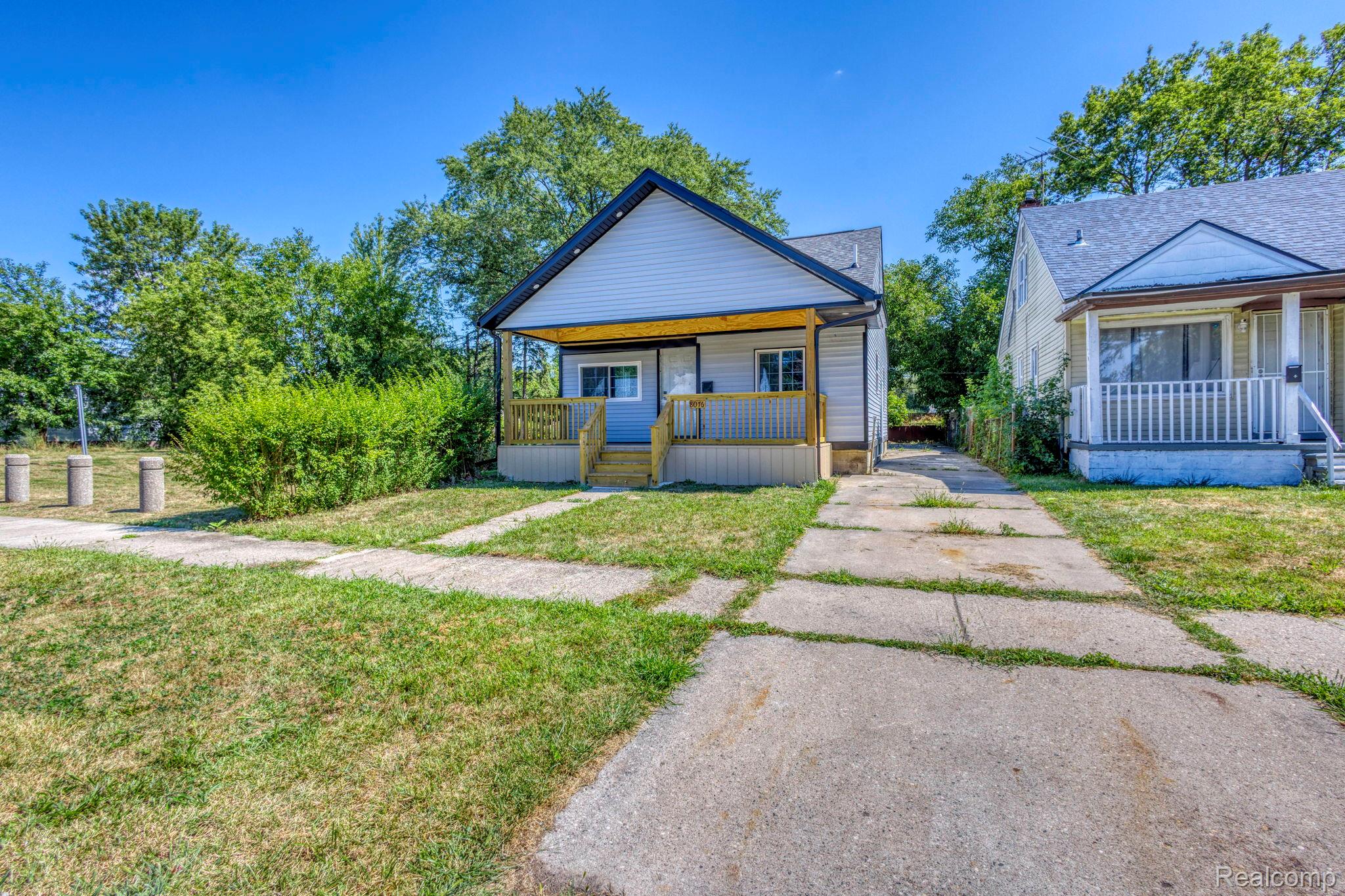 8076 Stahelin Avenue Property Photo 35