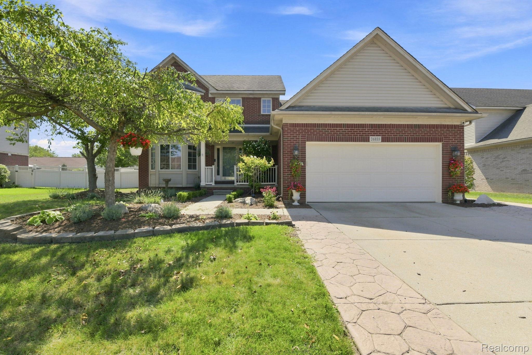 26833 Arcadia Drive Property Photo 1
