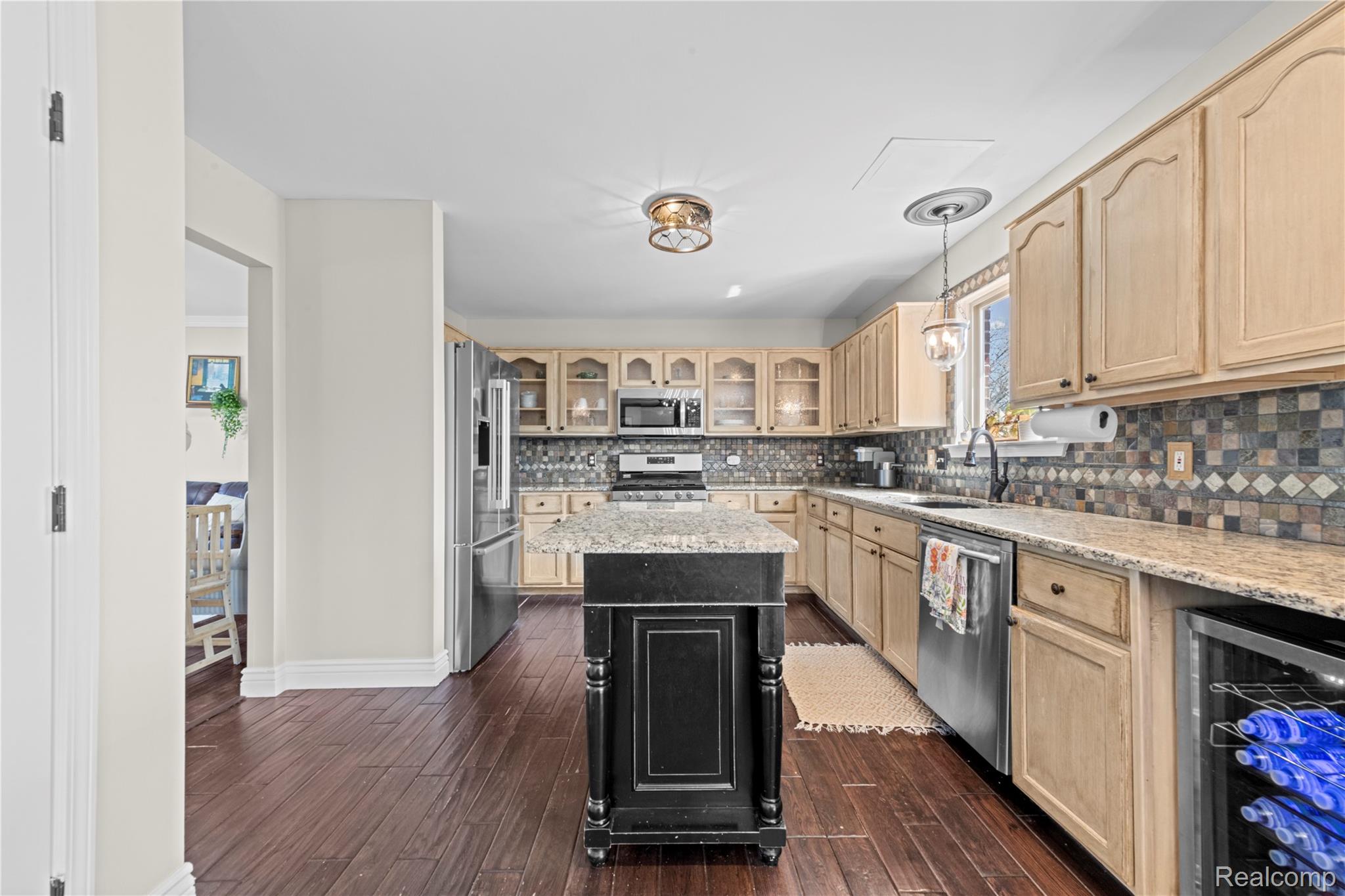 26833 Arcadia Drive Property Photo 10