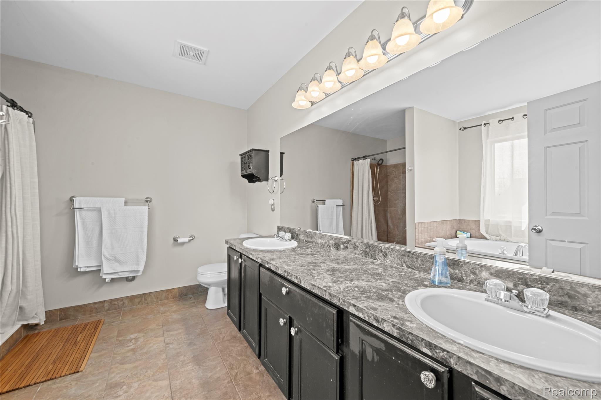 26833 Arcadia Drive Property Photo 21