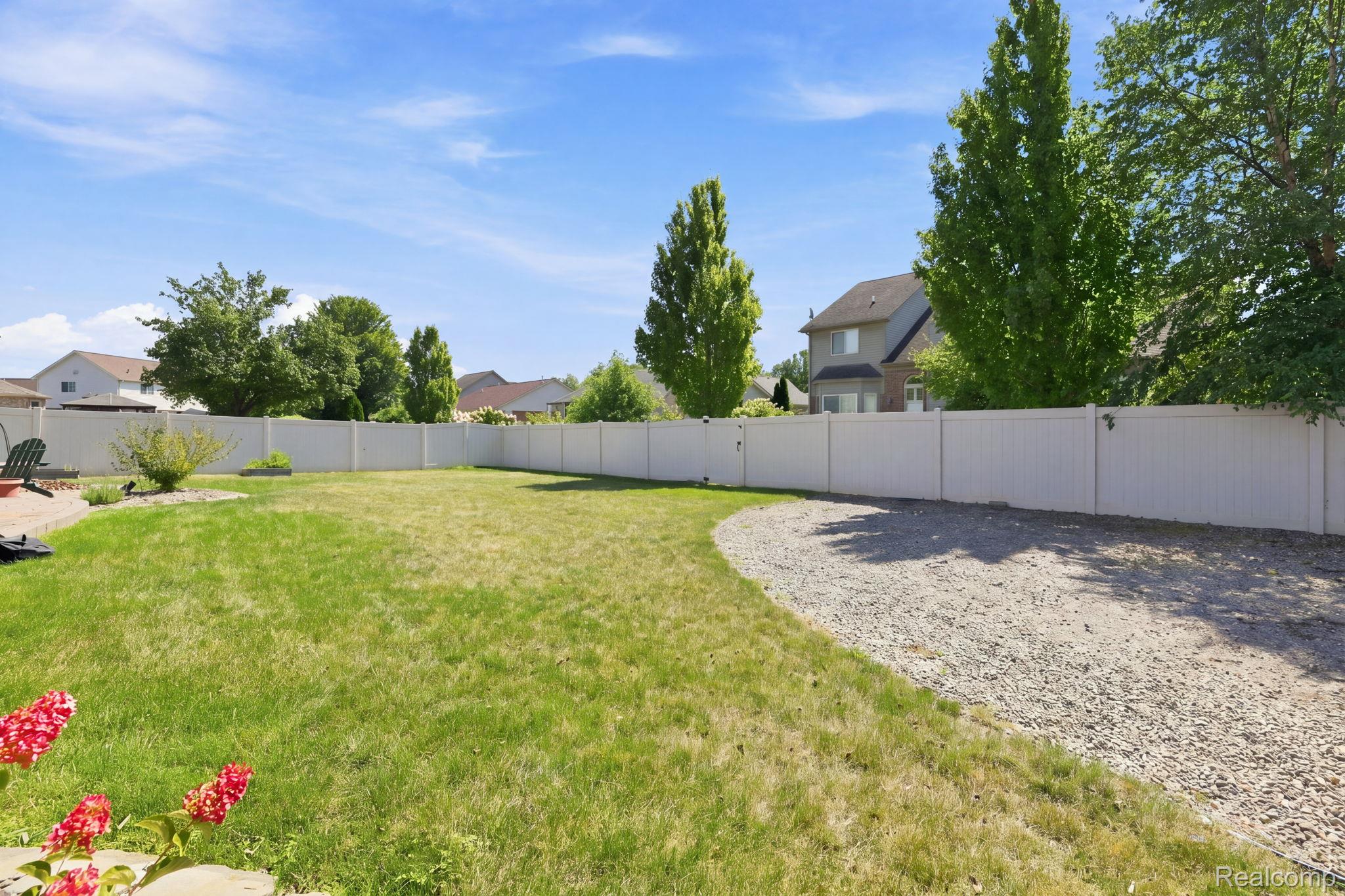 26833 Arcadia Drive Property Photo 37