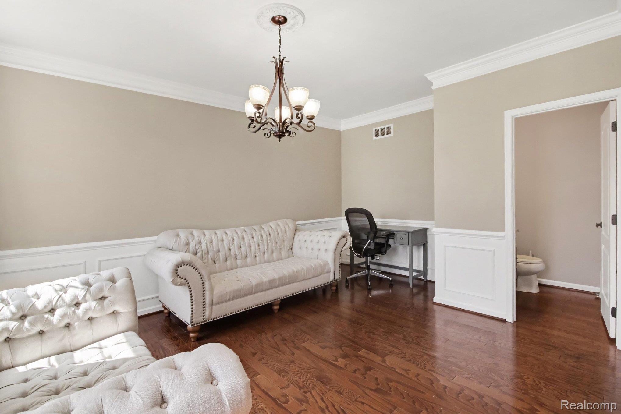 50371 Langley Drive Property Photo 7