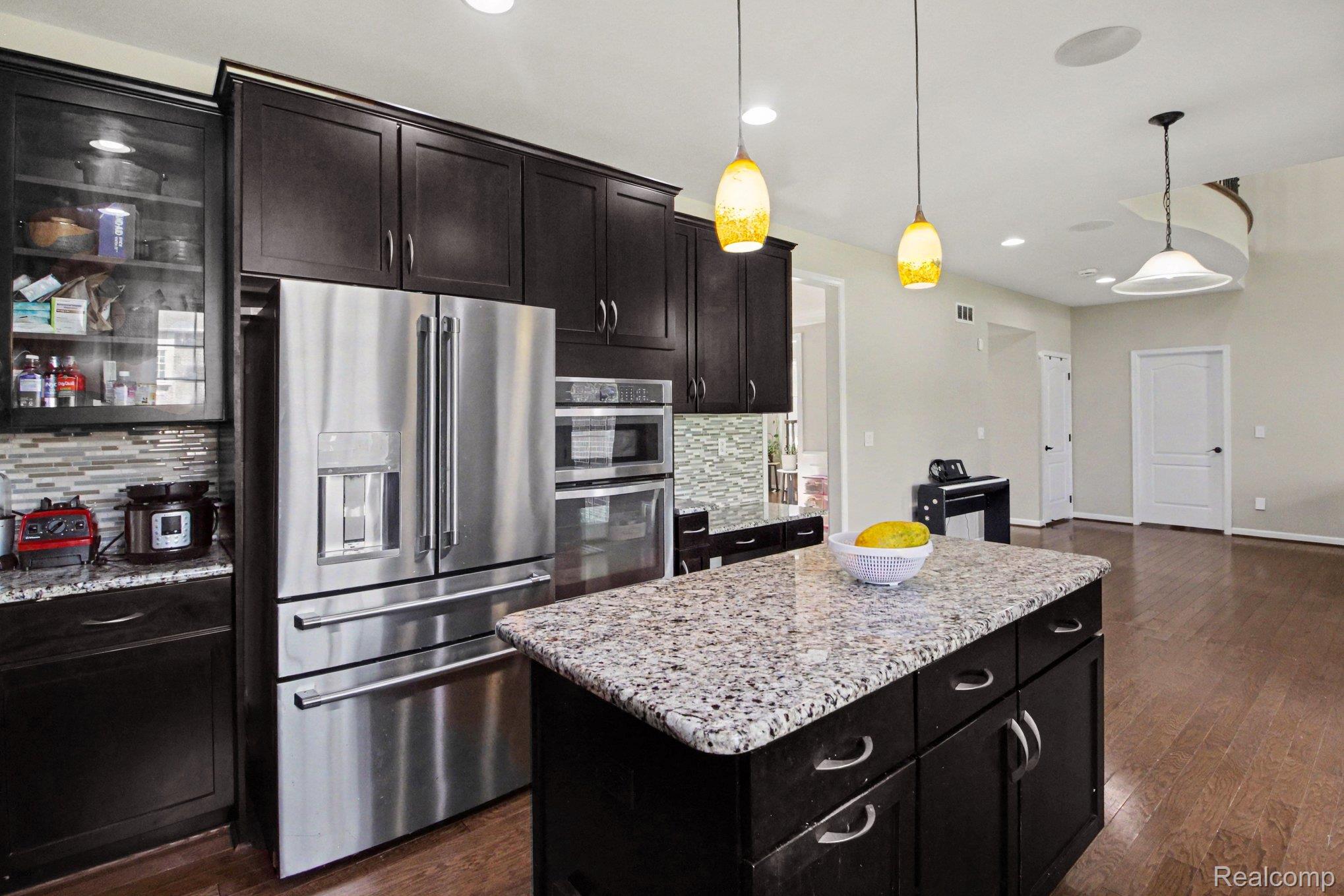 50371 Langley Drive Property Photo 15