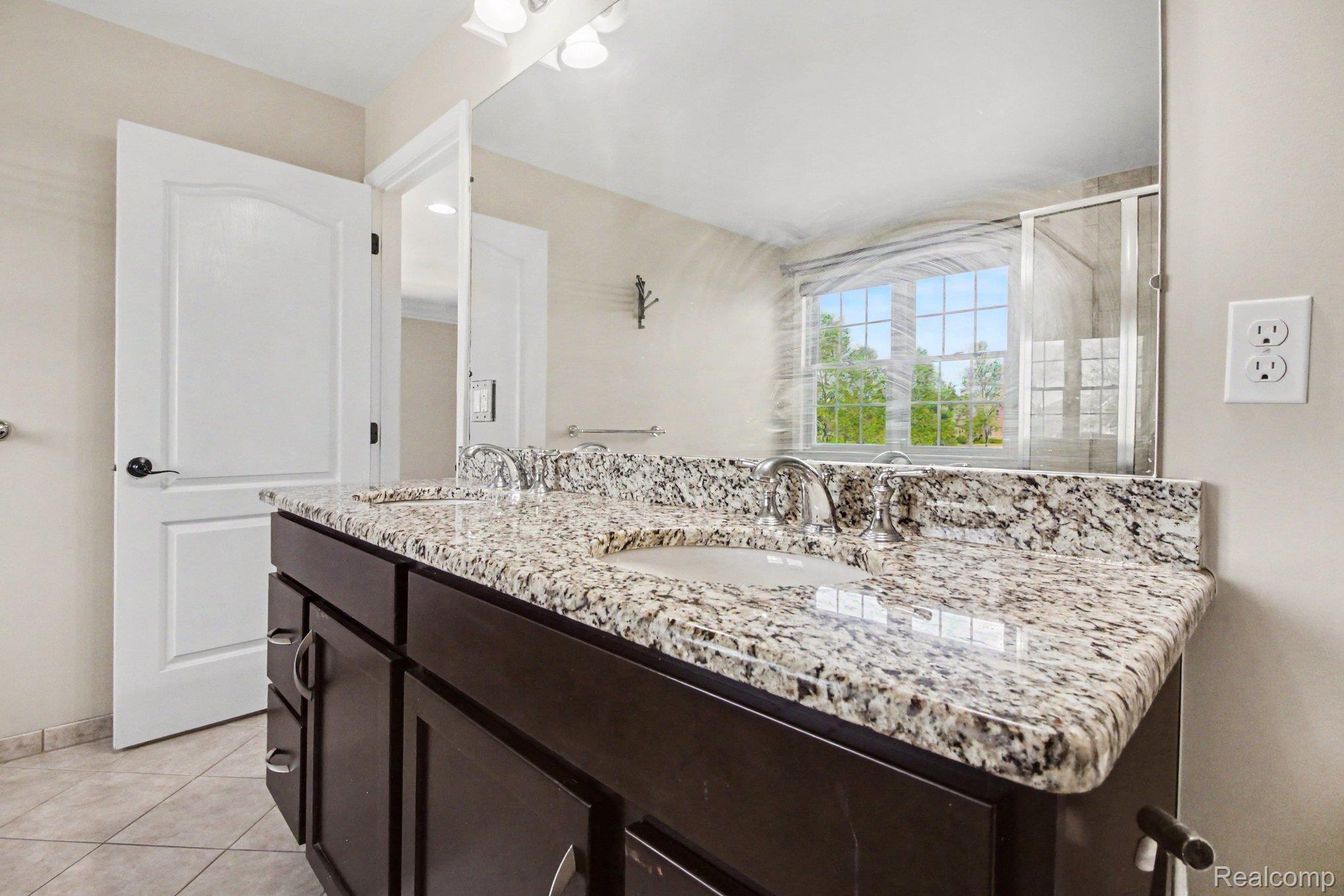 50371 Langley Drive Property Photo 29
