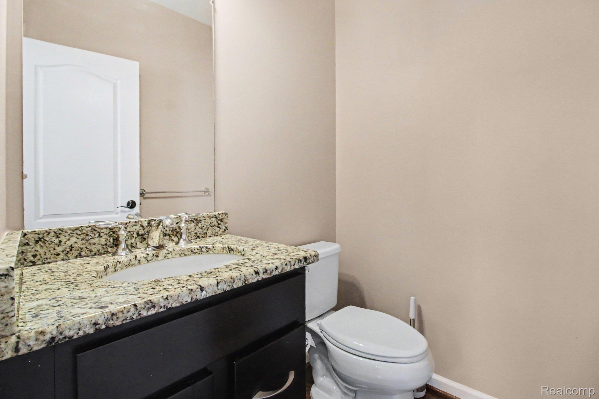 50371 Langley Drive Property Photo 31