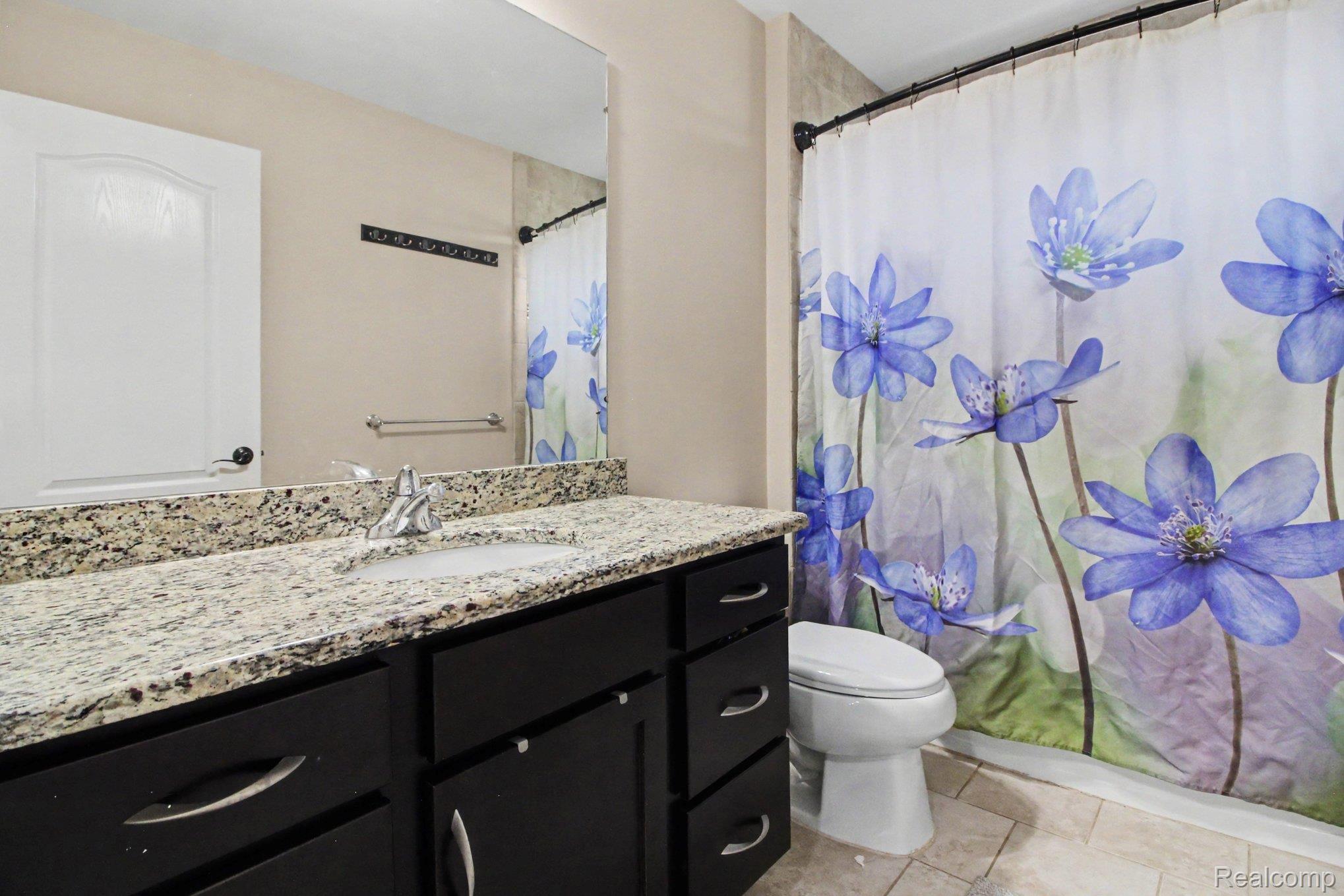 50371 Langley Drive Property Photo 32