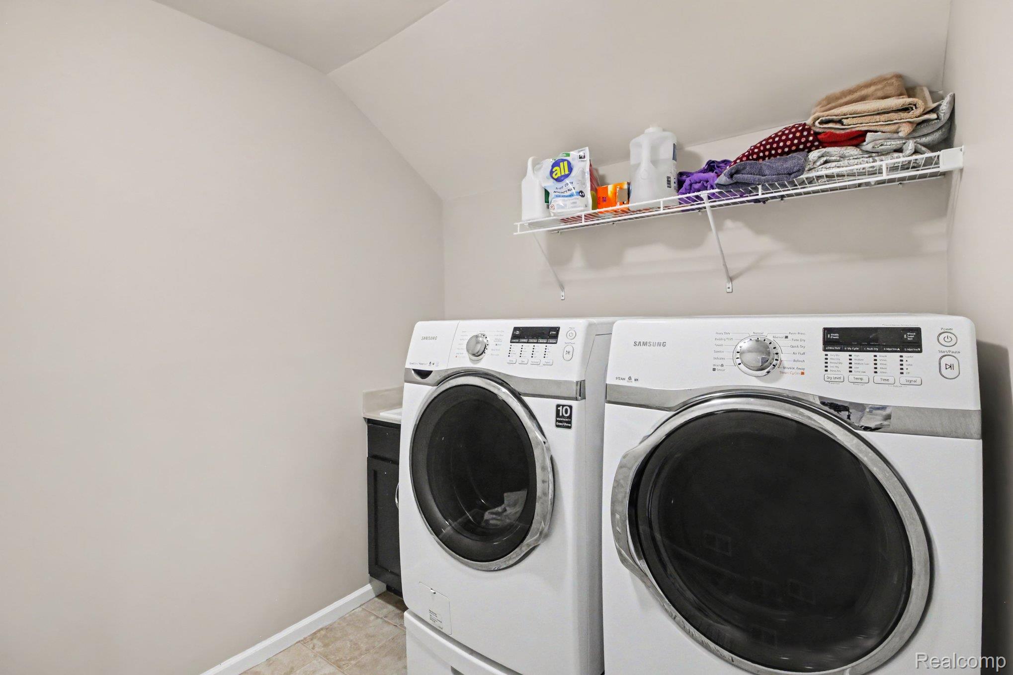 50371 Langley Drive Property Photo 35