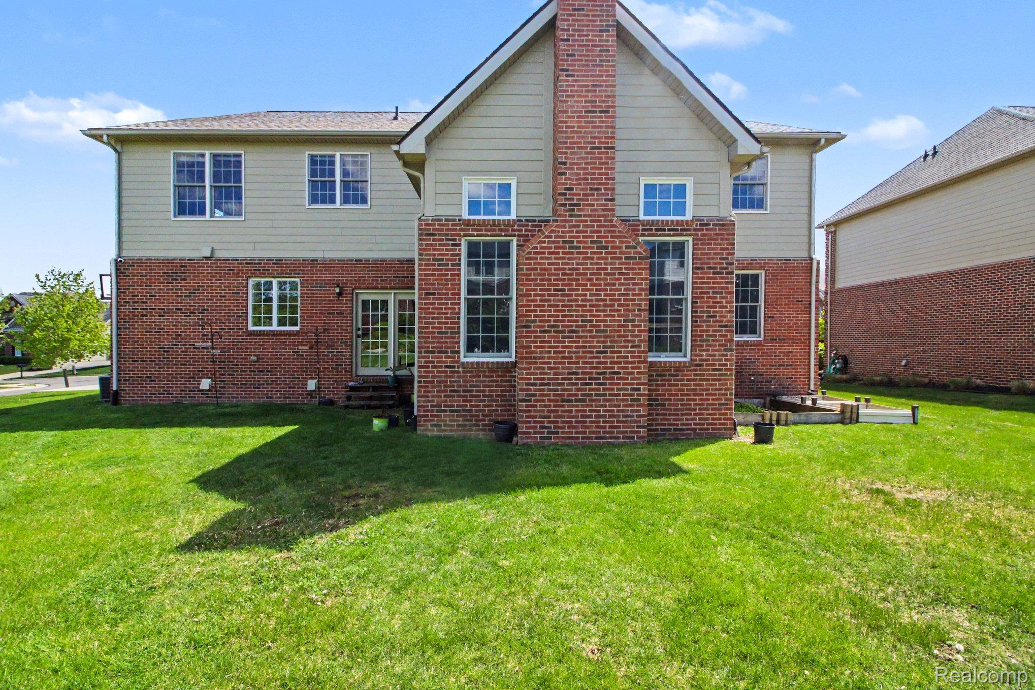 50371 Langley Drive Property Photo 36