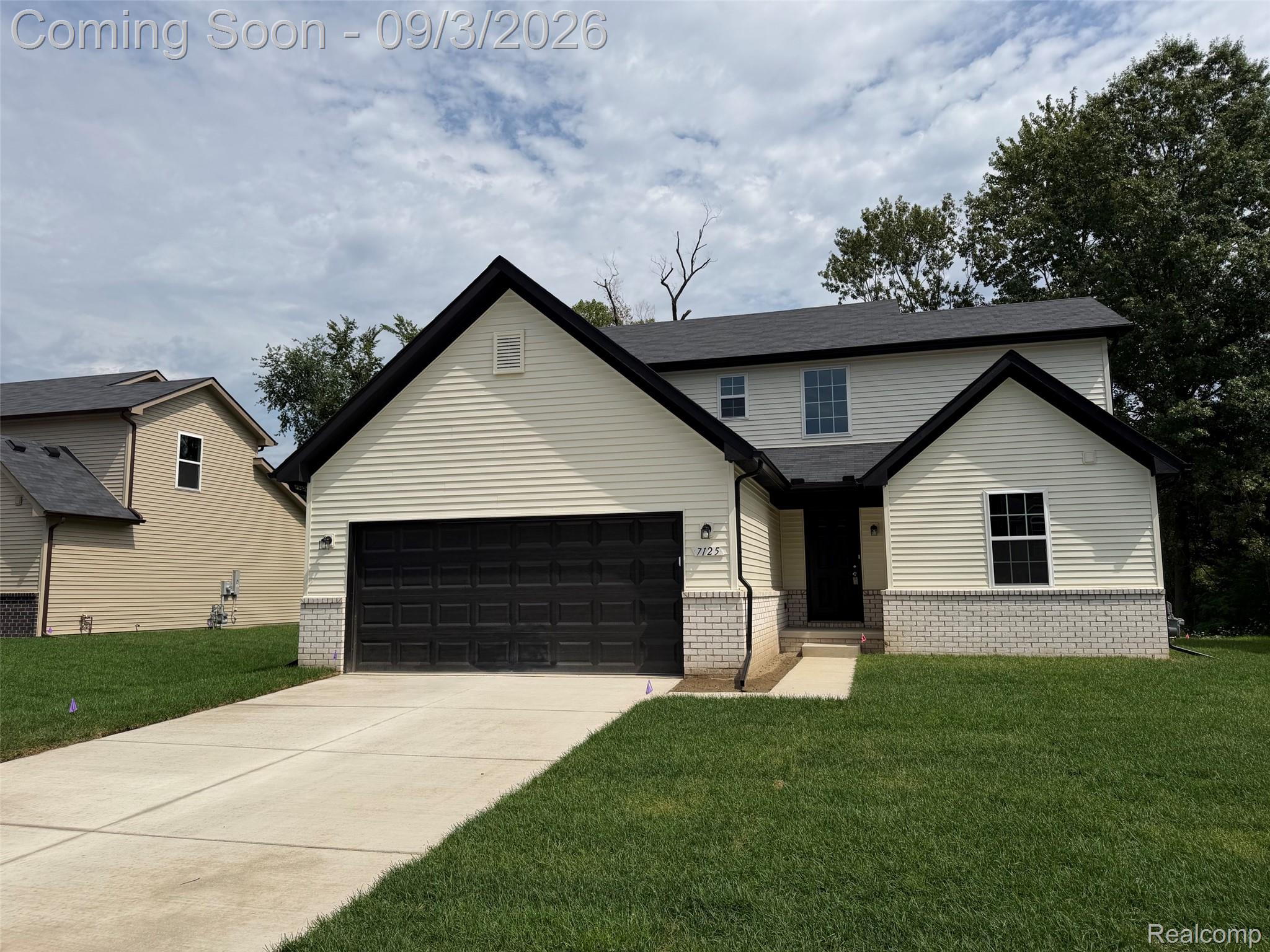 7125 Cambridge Drive Property Photo 1