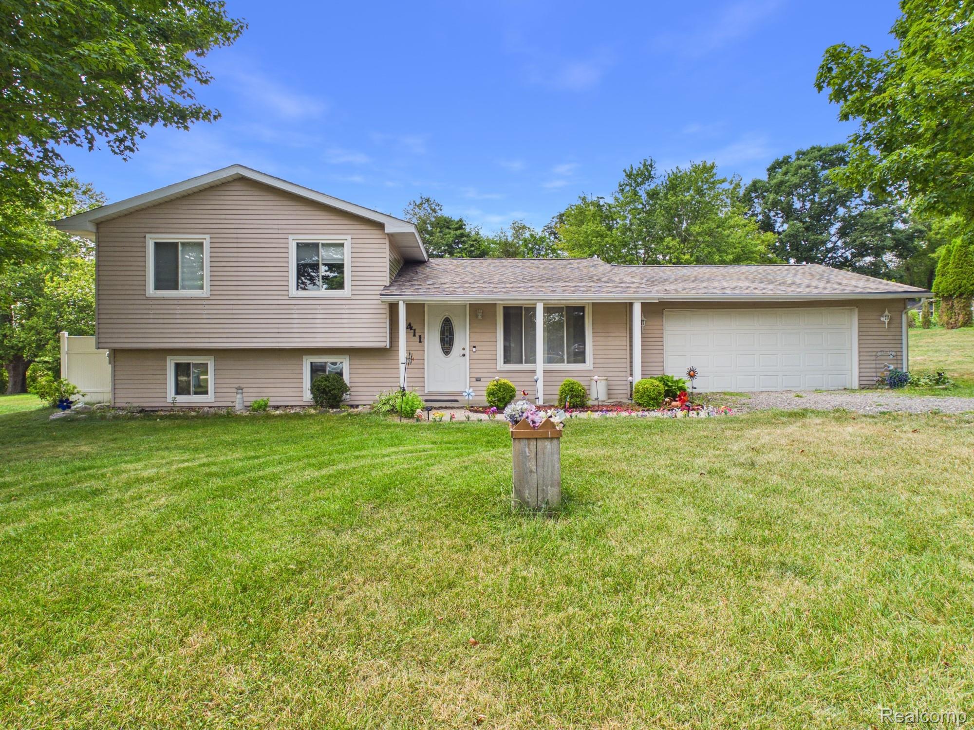 4411 Huckleberry Circle