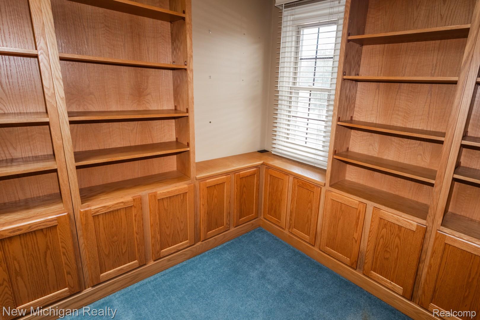 49355 Marquette Court Property Photo 24
