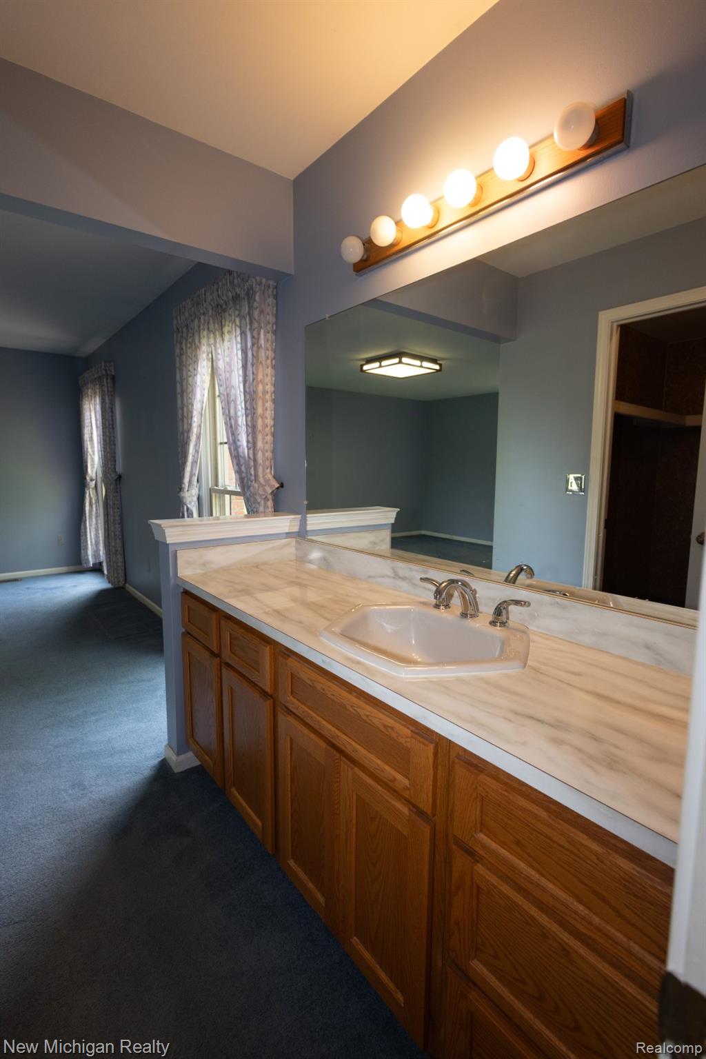 49355 Marquette Court Property Photo 27